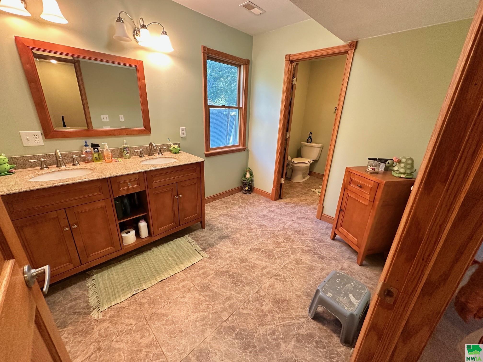 MLS #828253