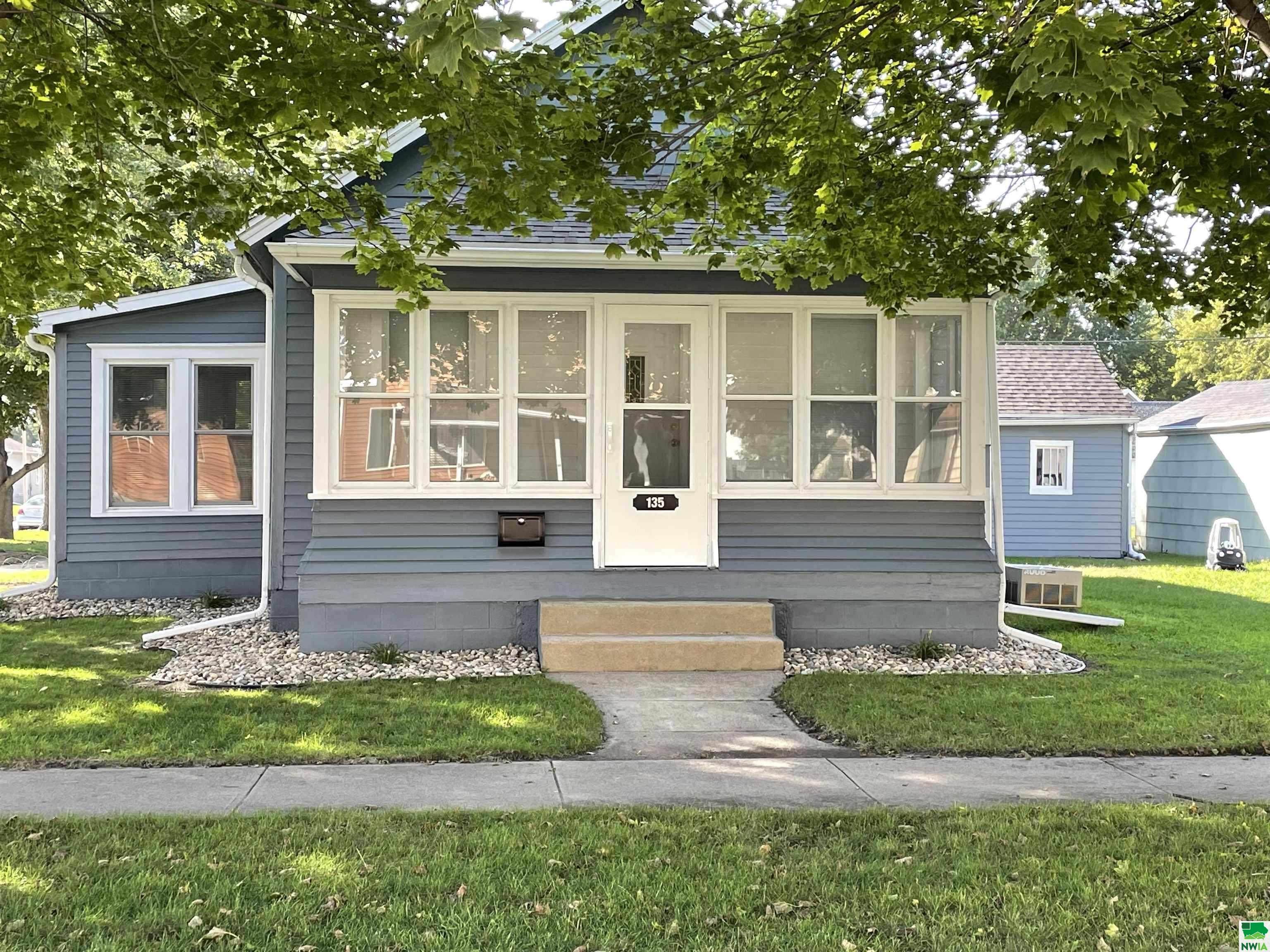 MLS #828255