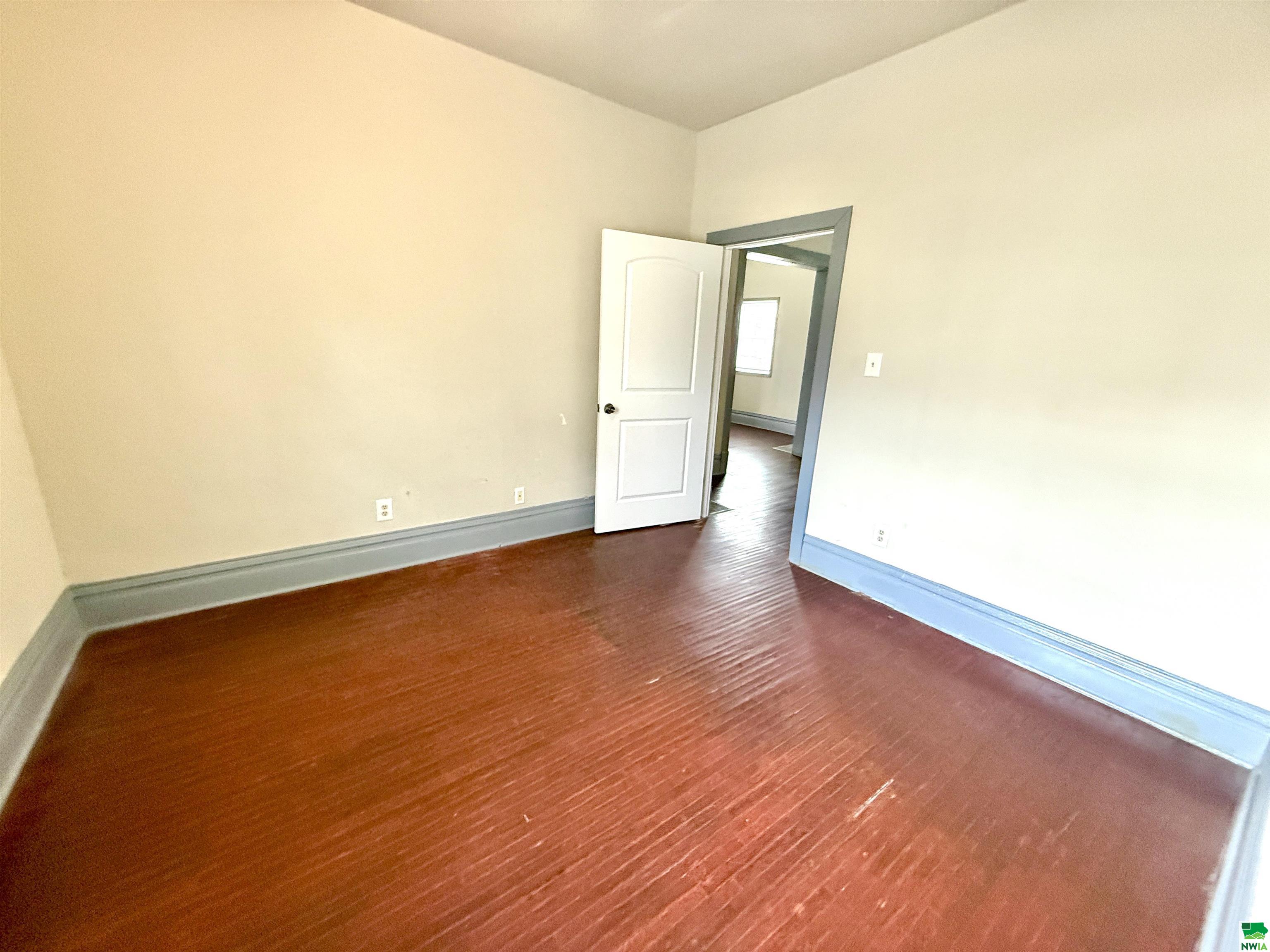 MLS #828276