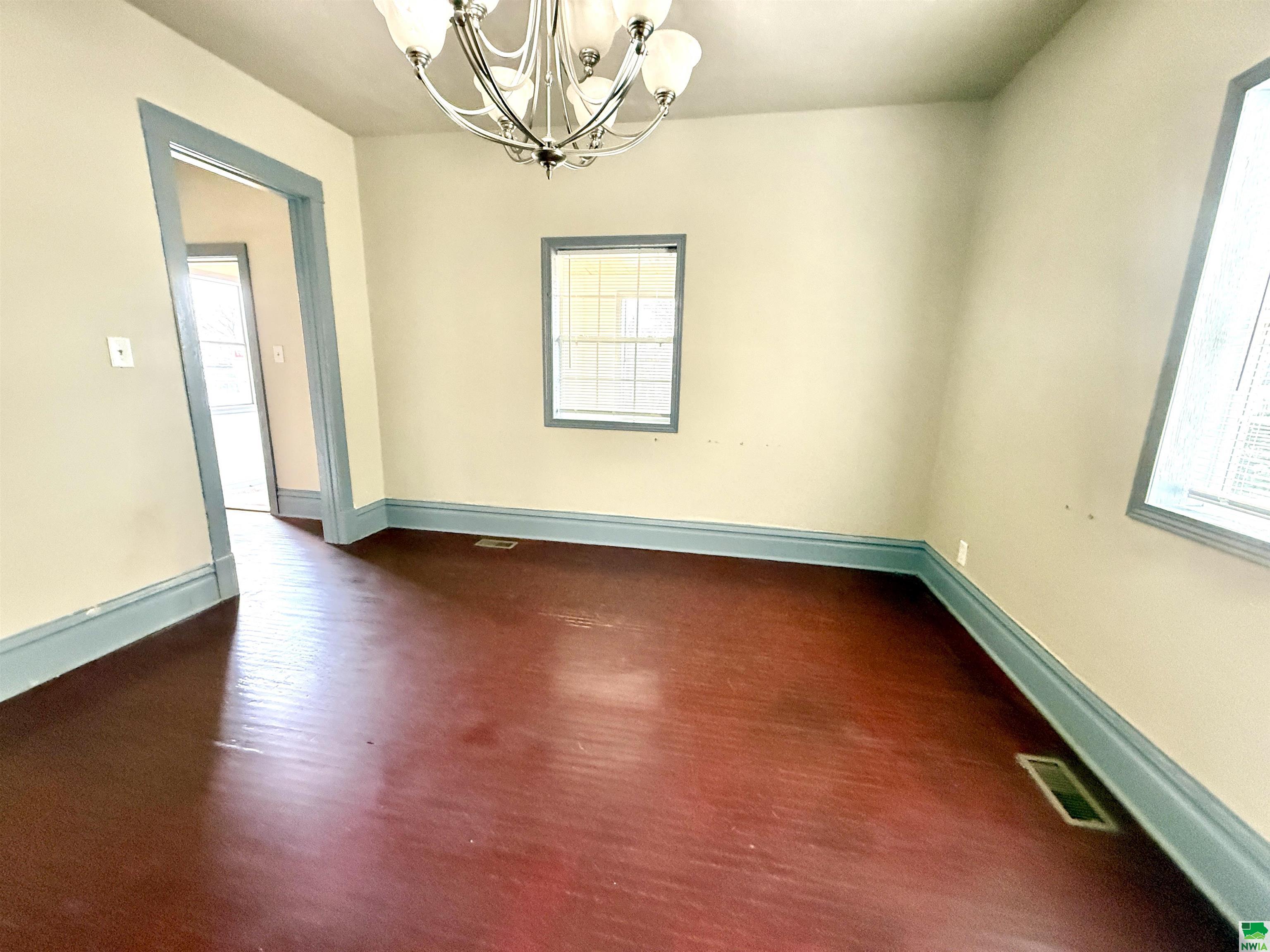 MLS #828276