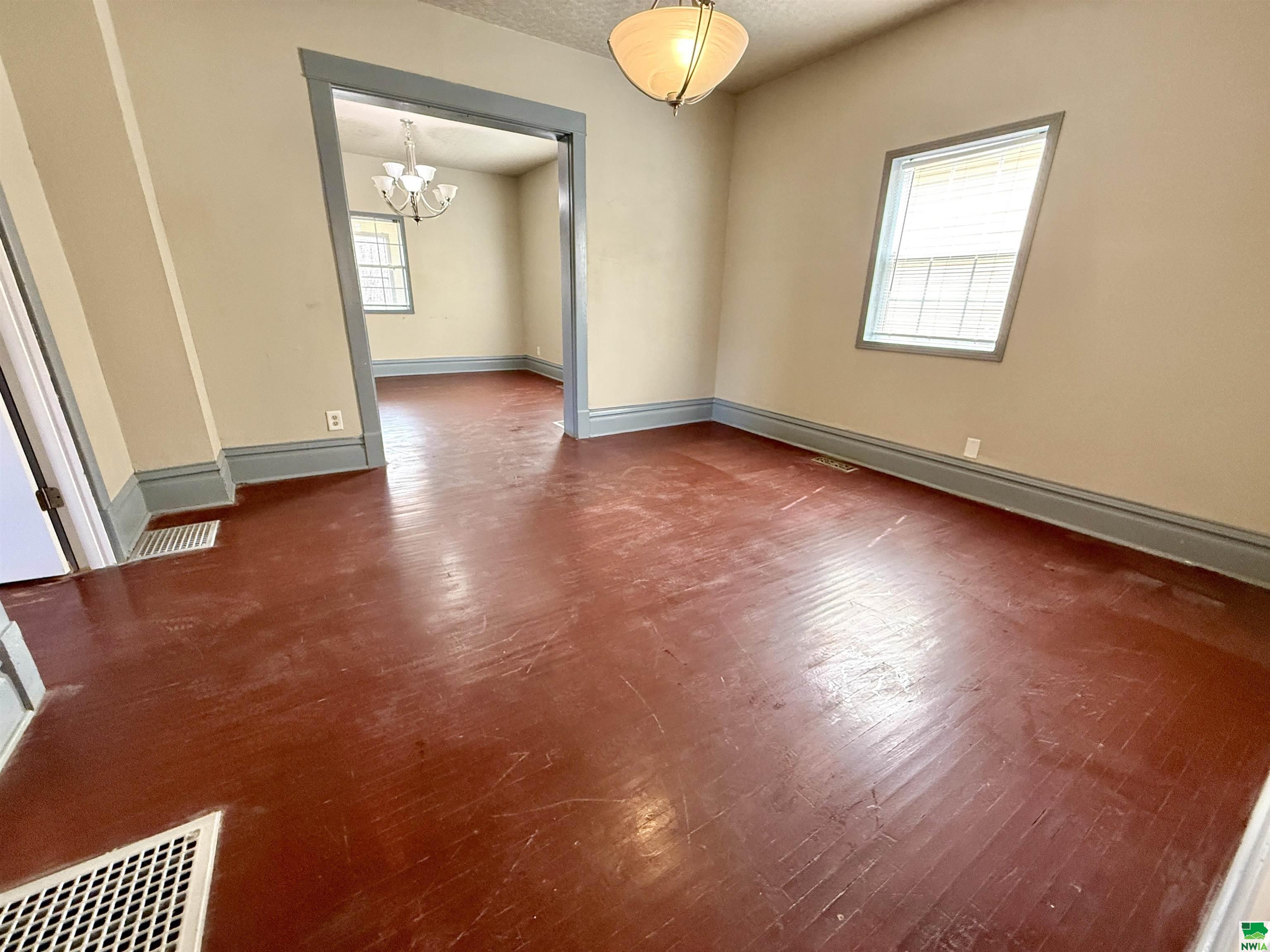 MLS #828276