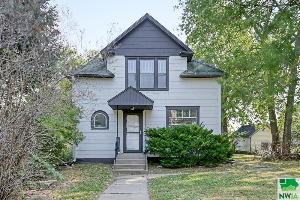 2410 NEBRASKA ST, Sioux City, IA 51104 