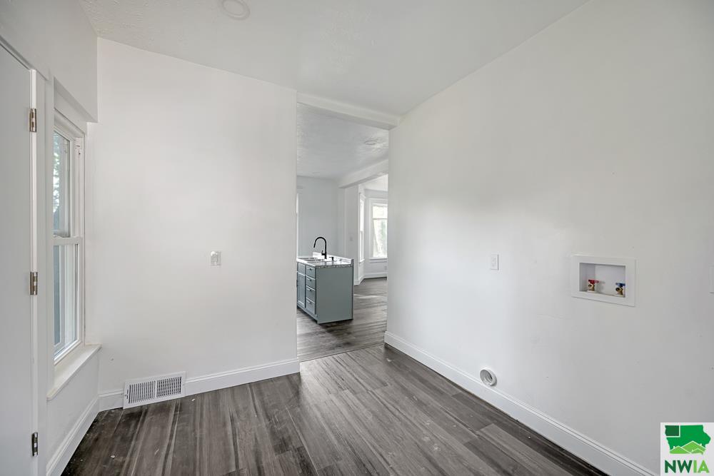 MLS #828280