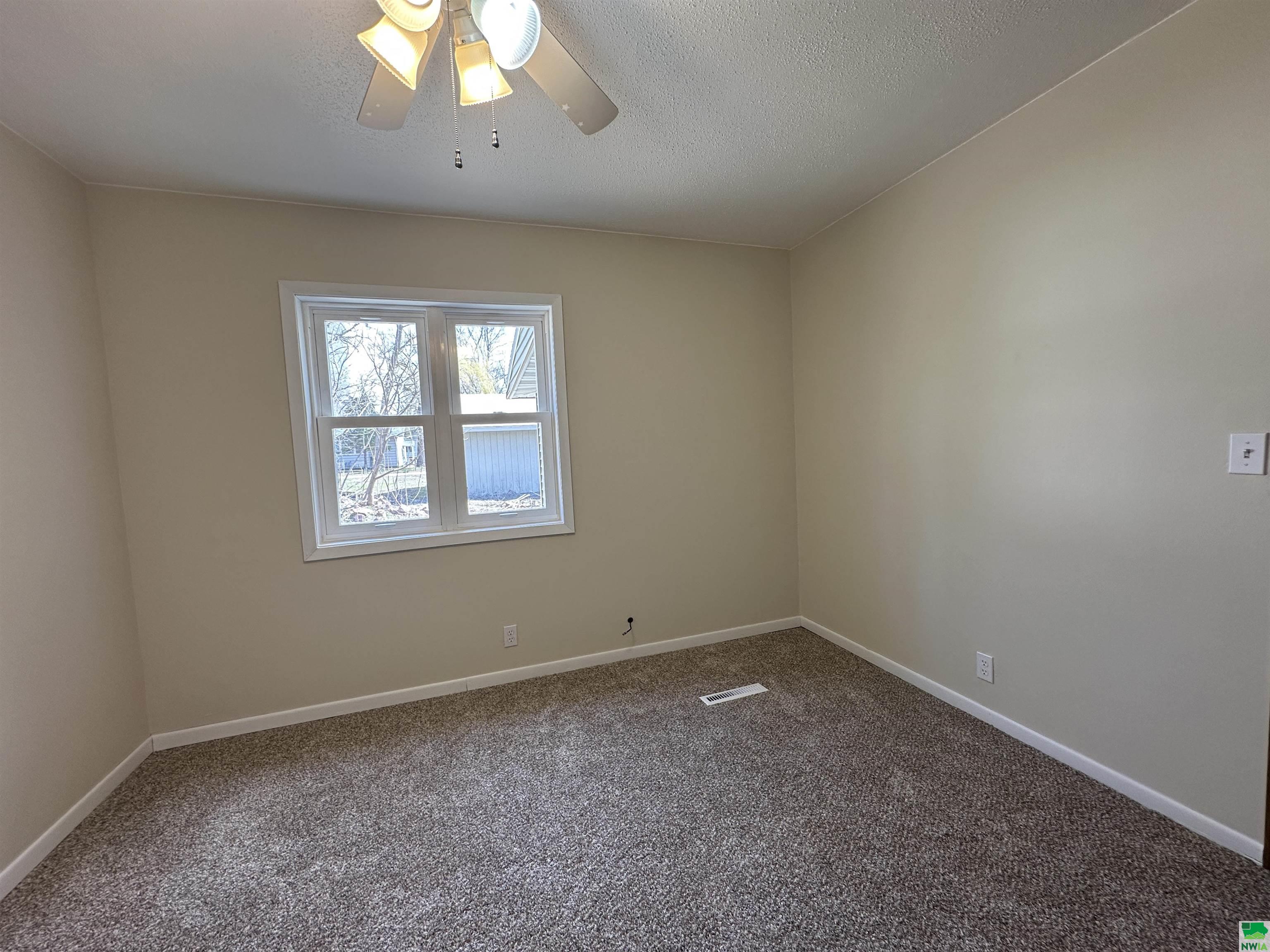 MLS #828285