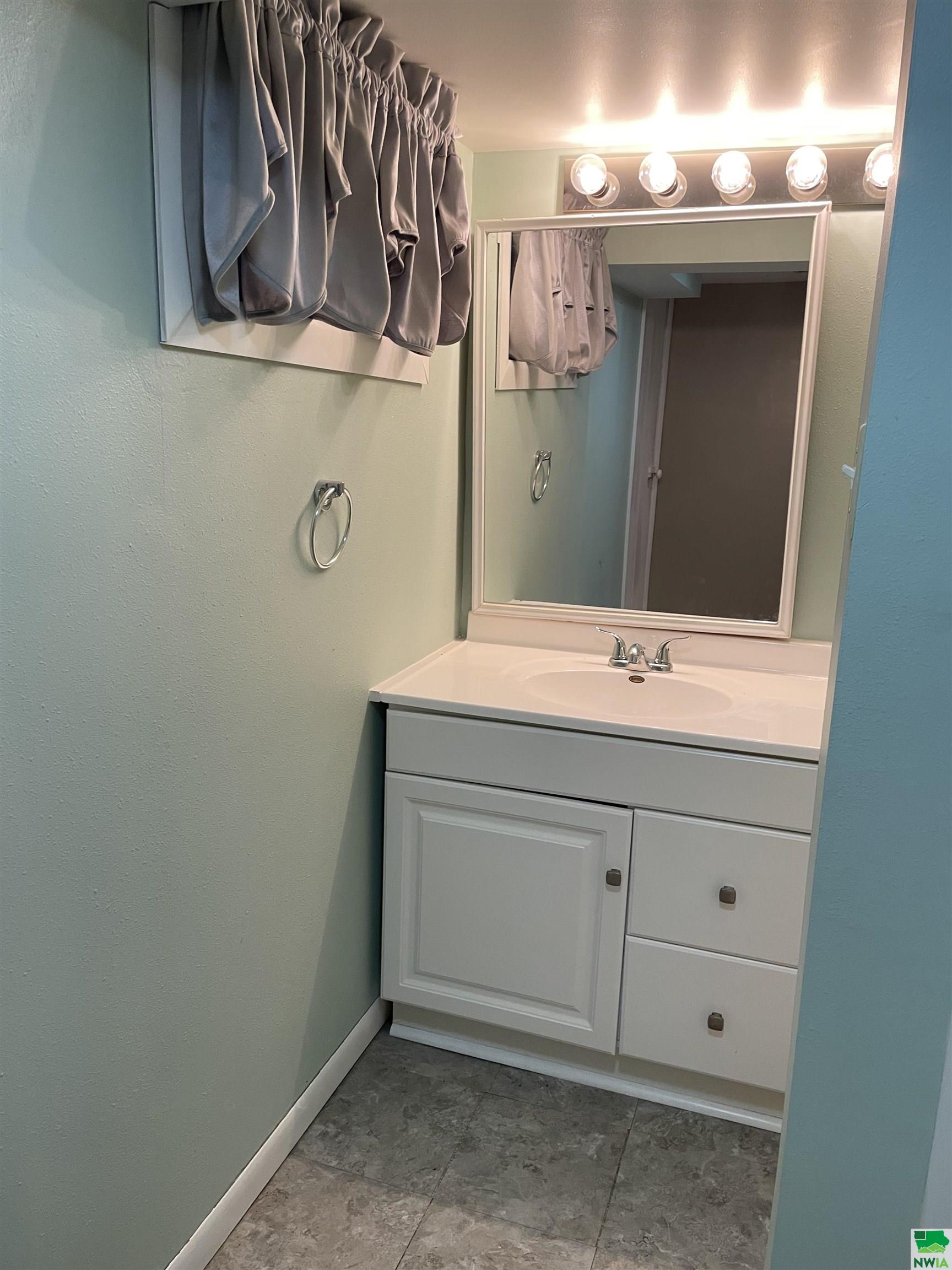 MLS #828286