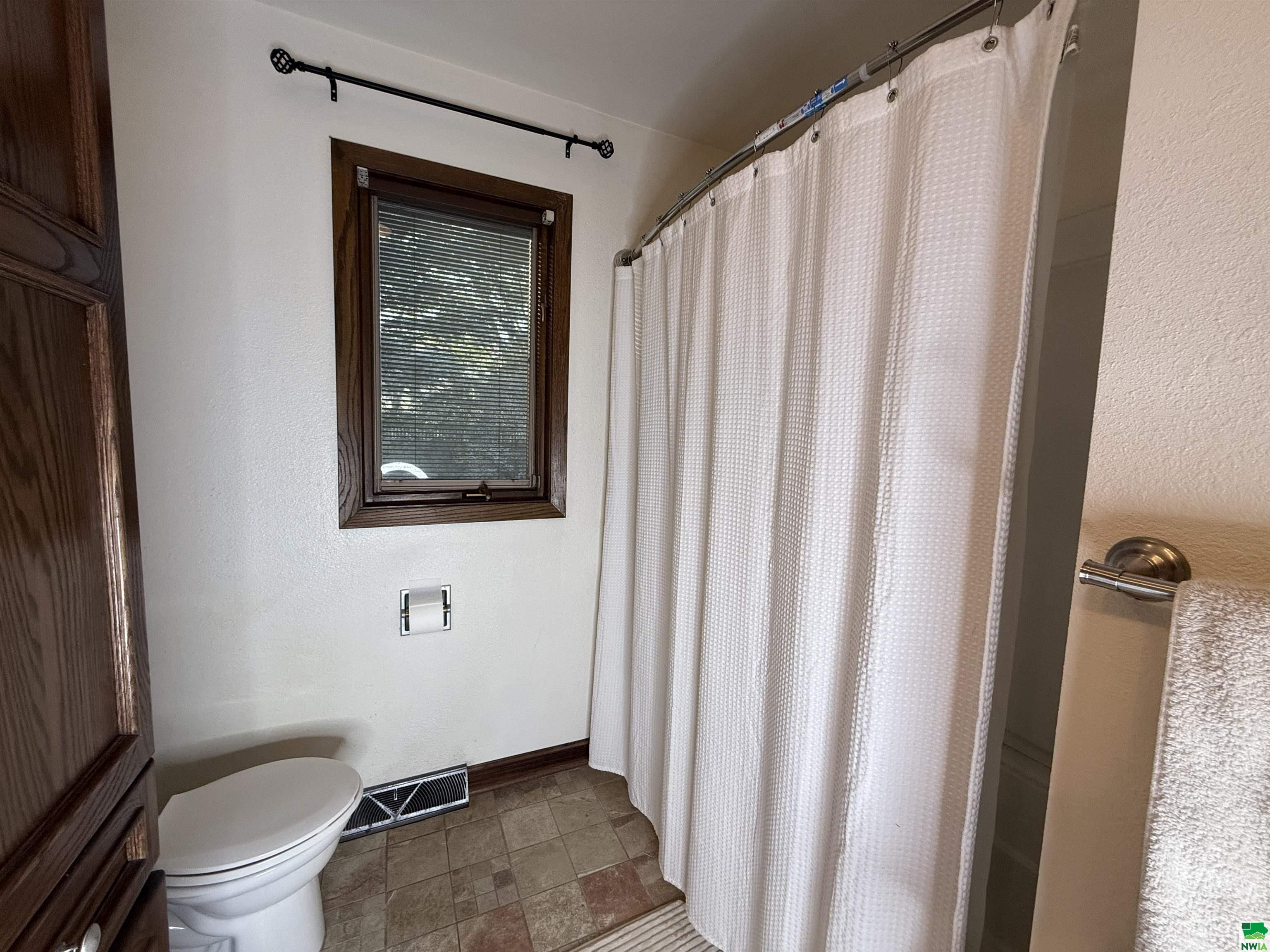 MLS #828290
