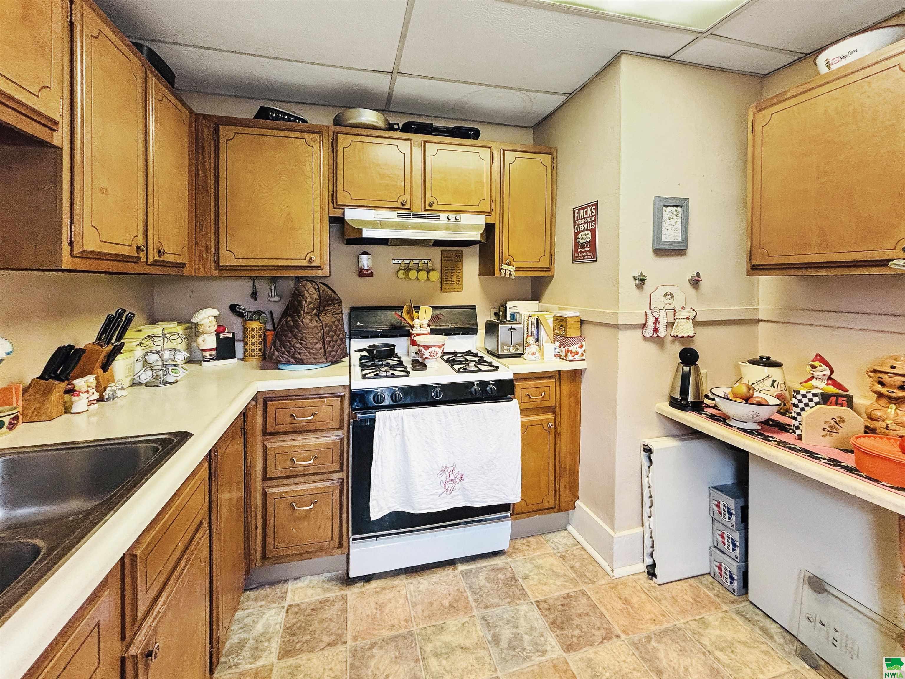 MLS #828297