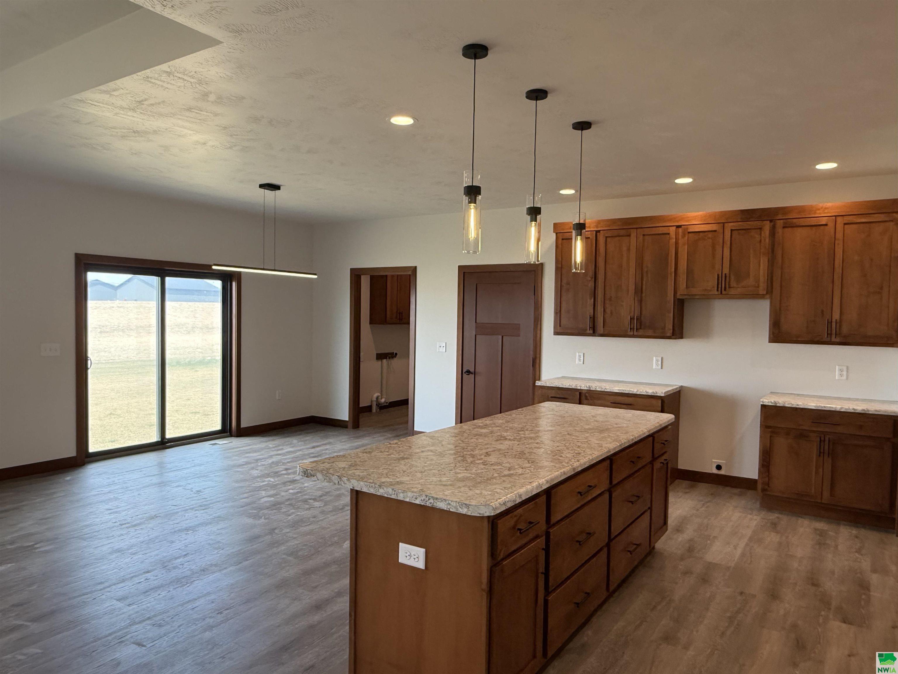 MLS #828304