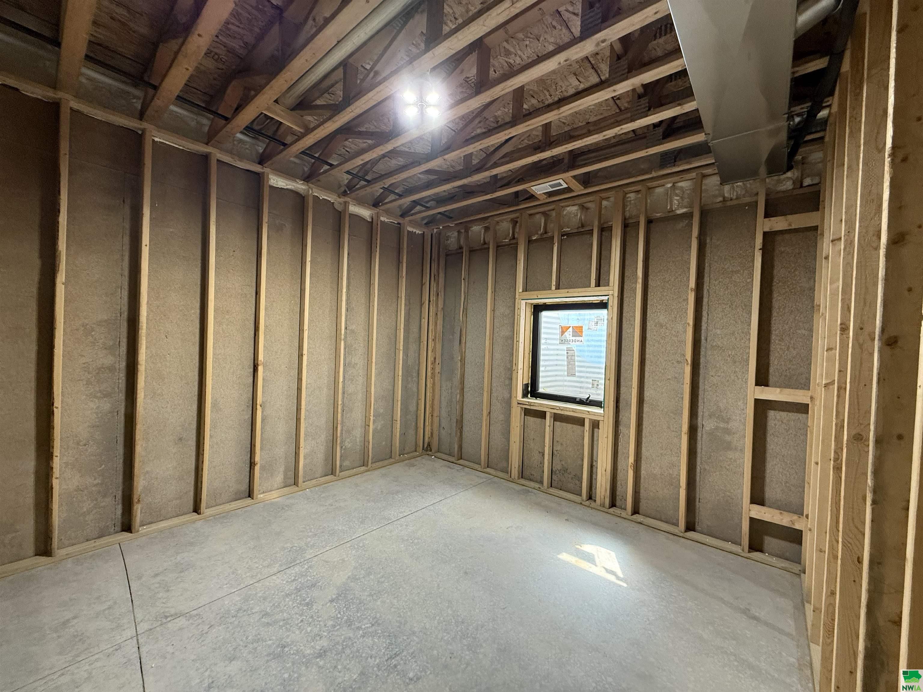 MLS #828304