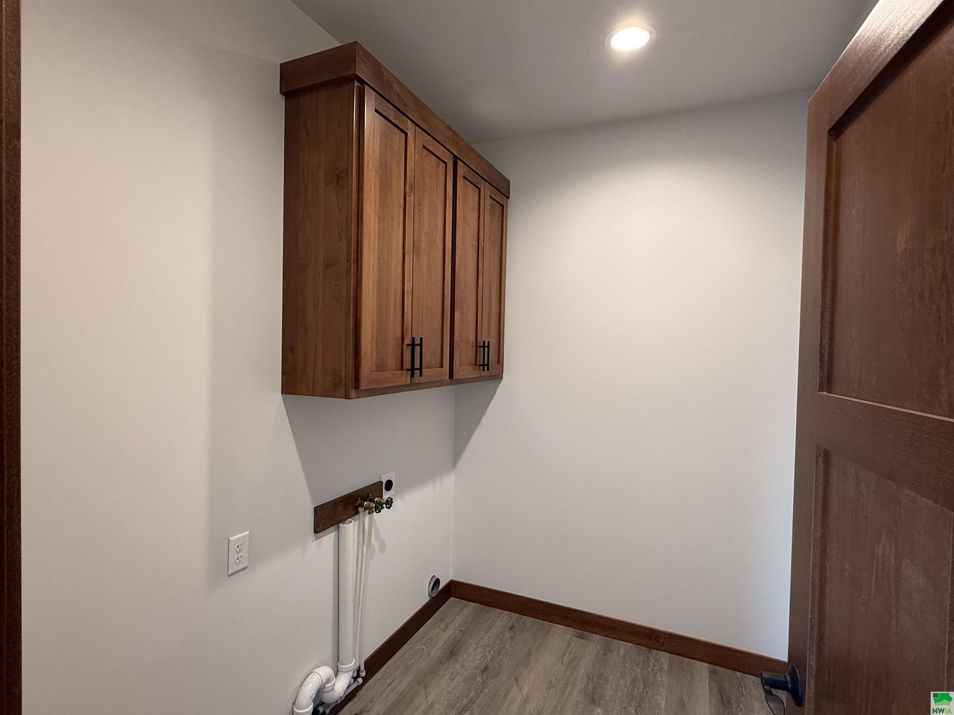 MLS #828304