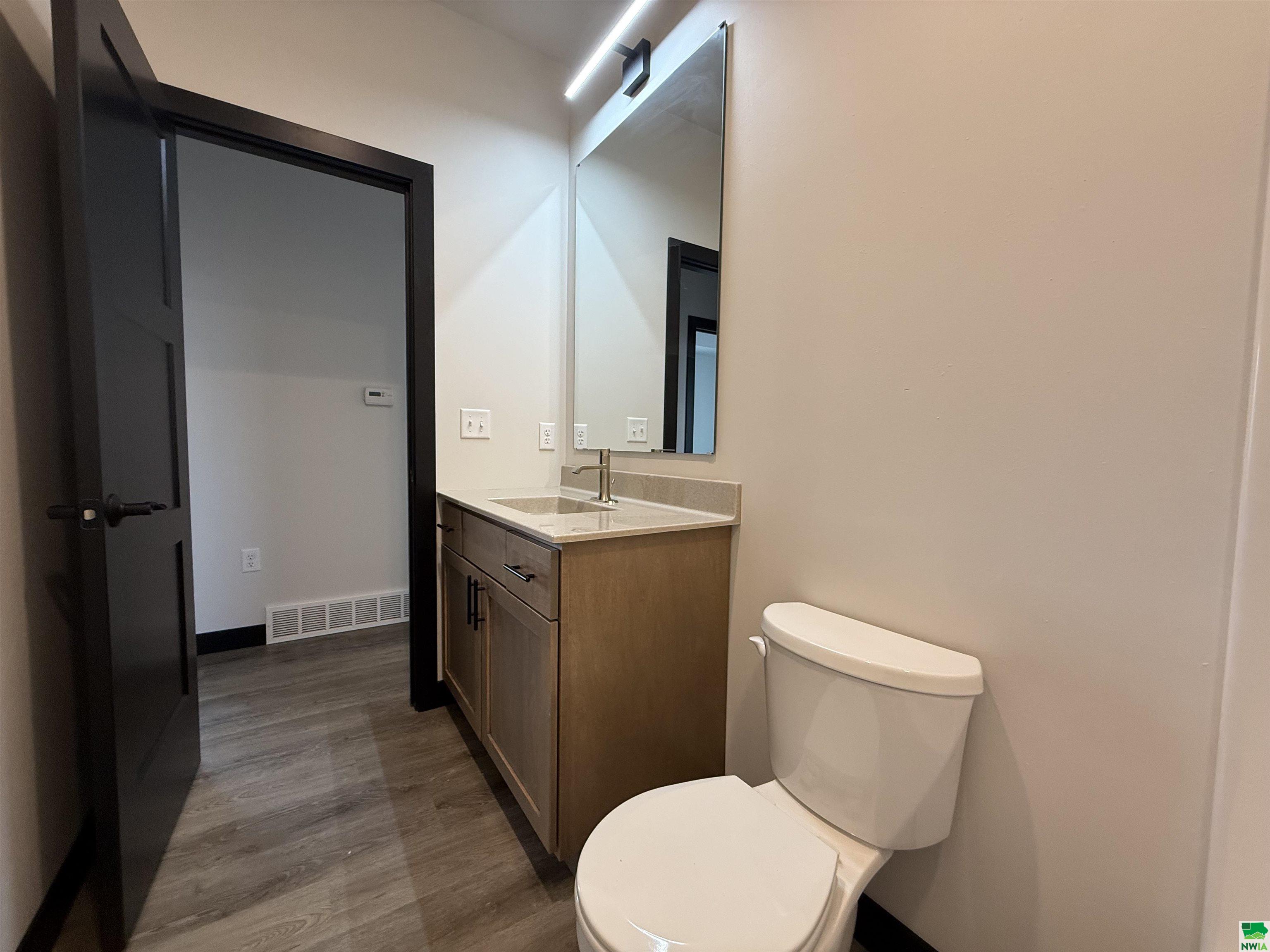 MLS #828305