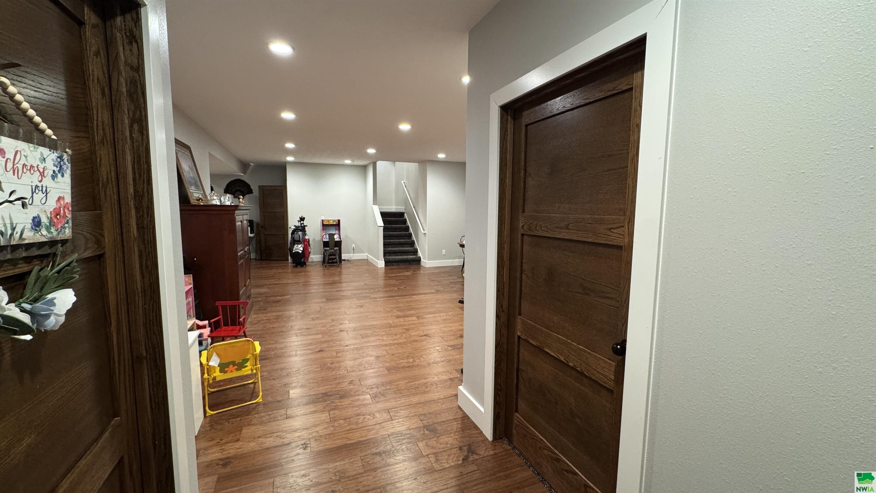 MLS #828313