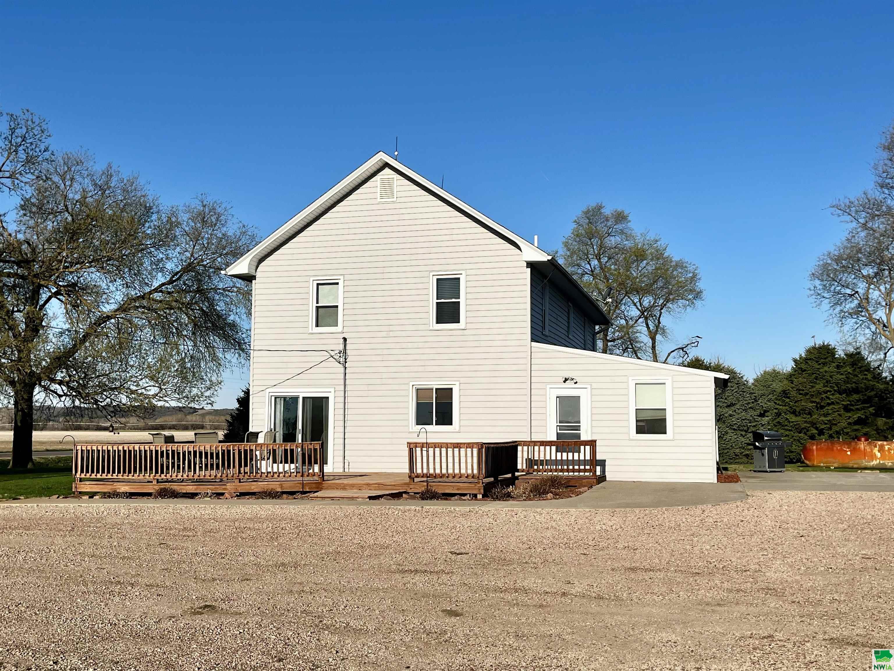 MLS #828316