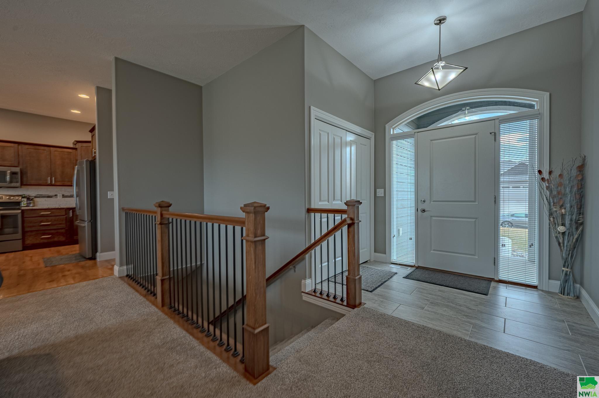 MLS #828318
