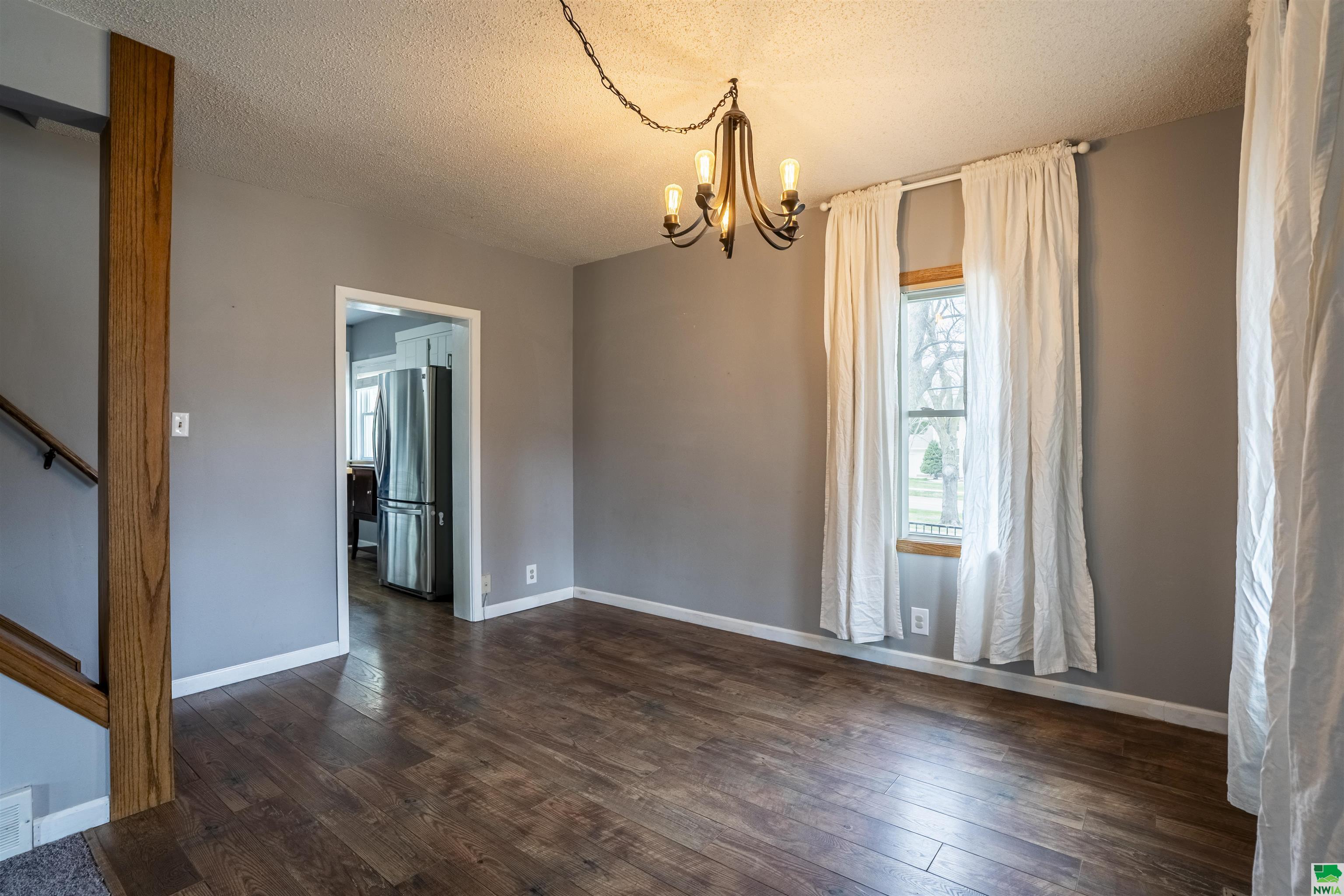 MLS #828321