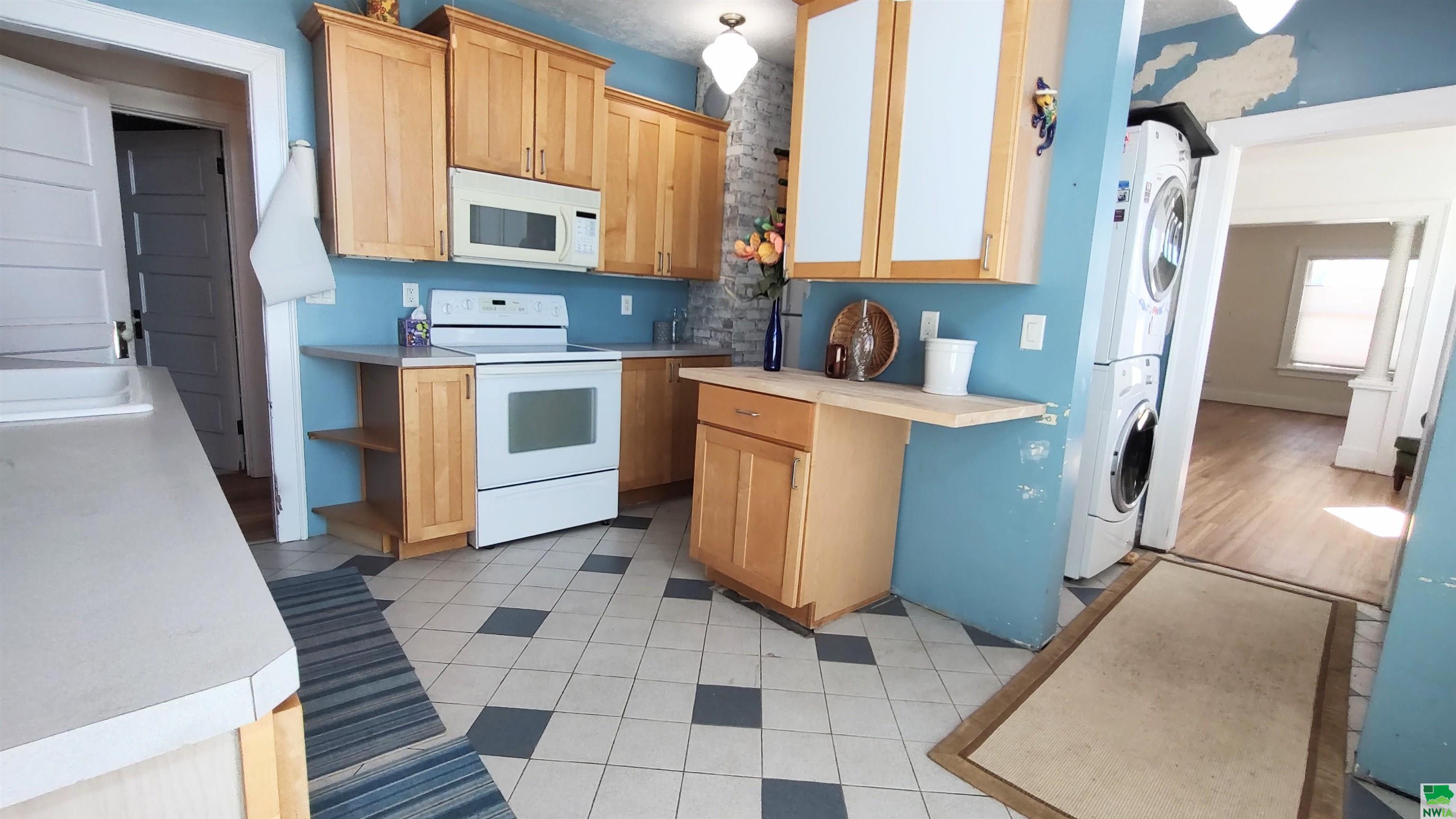 MLS #828322
