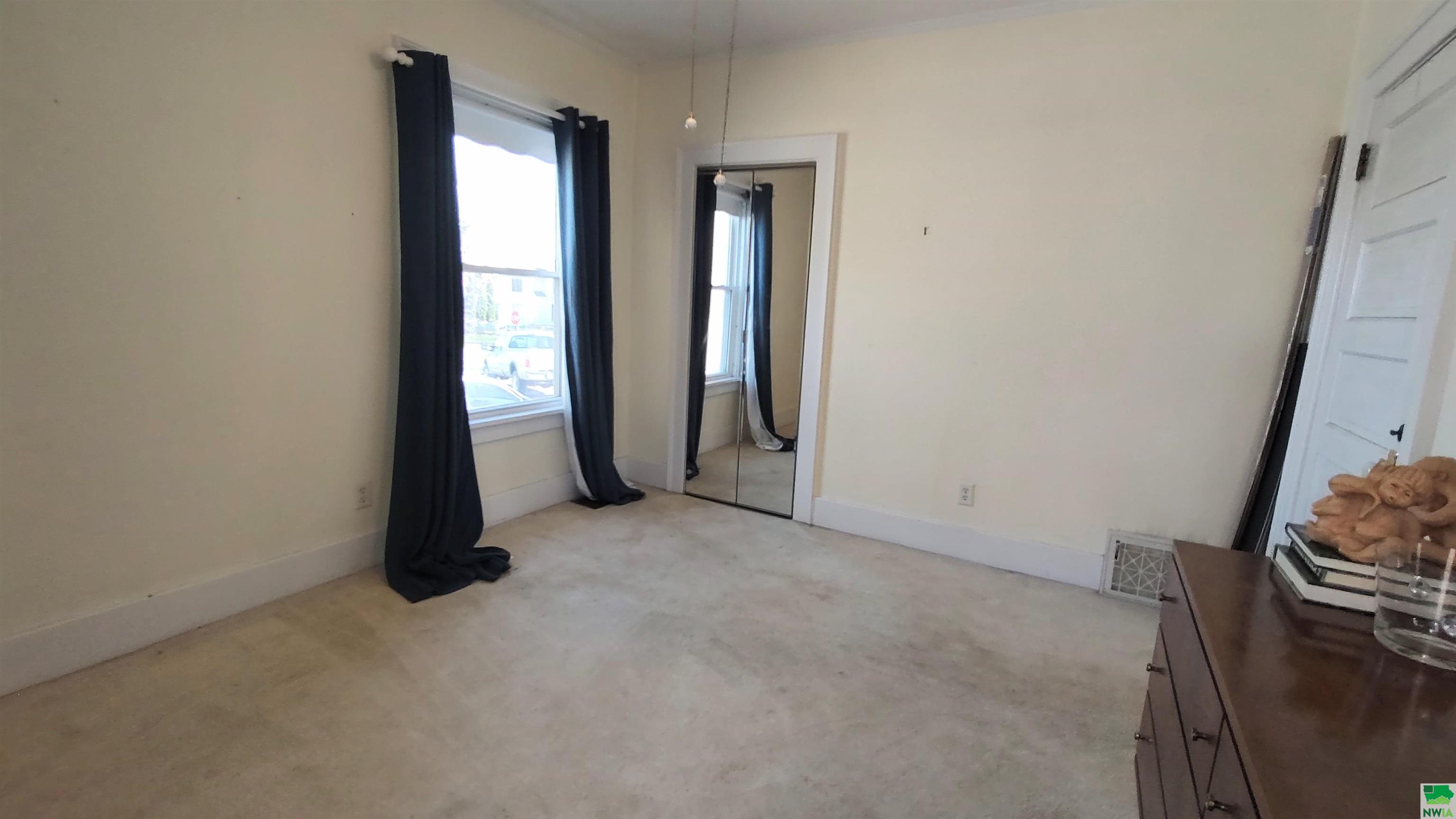 MLS #828322