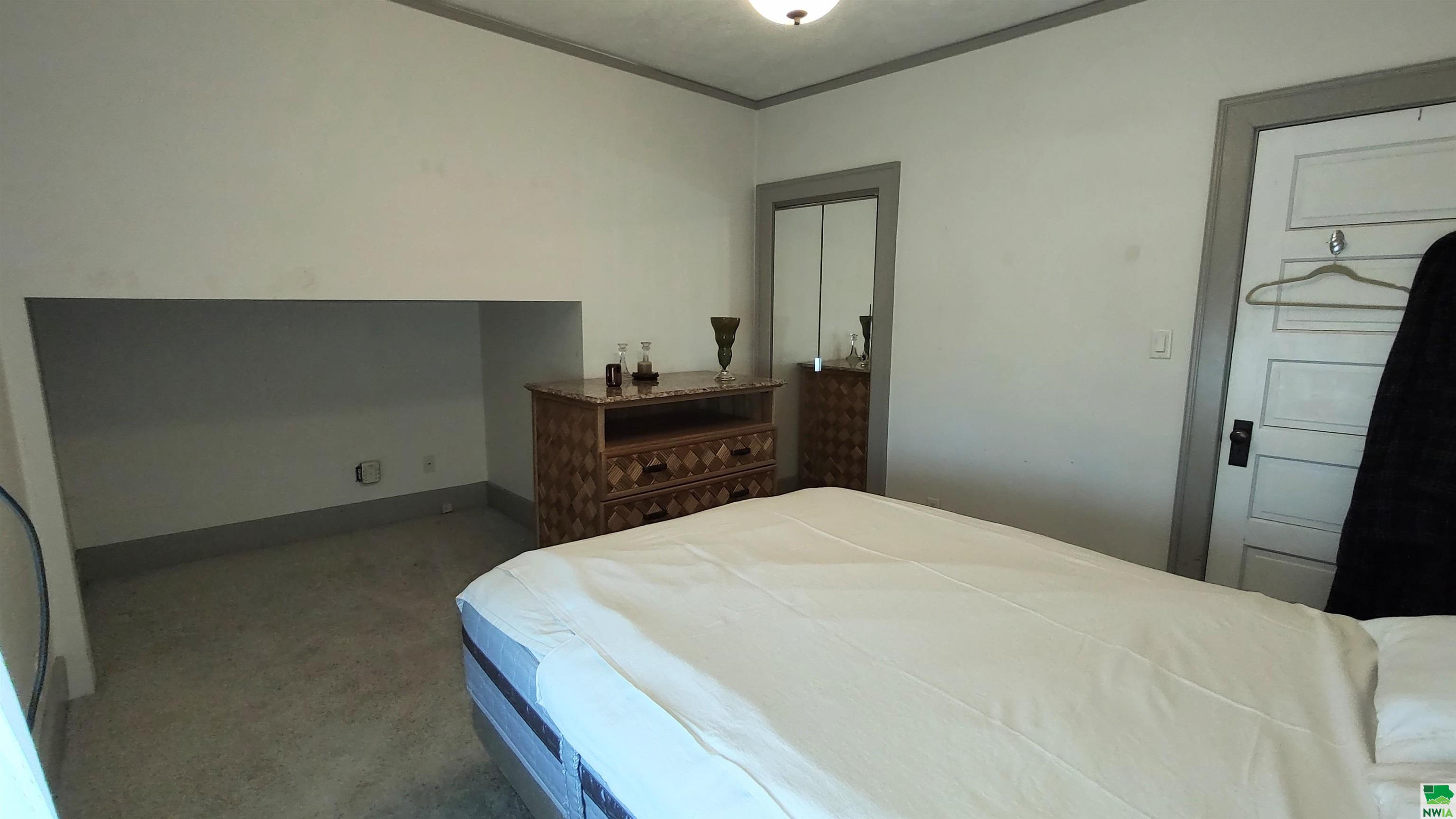 MLS #828322