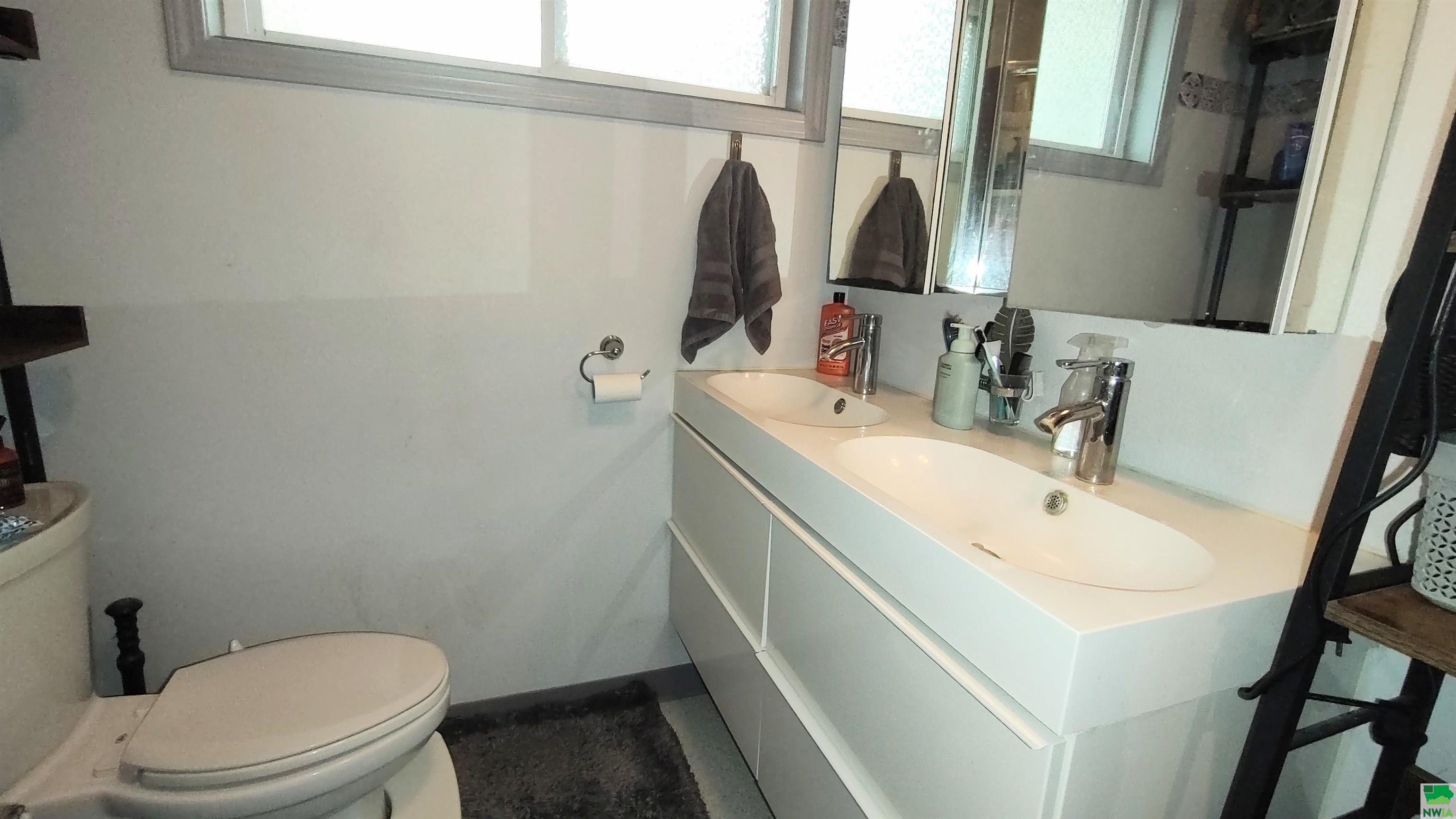 MLS #828322