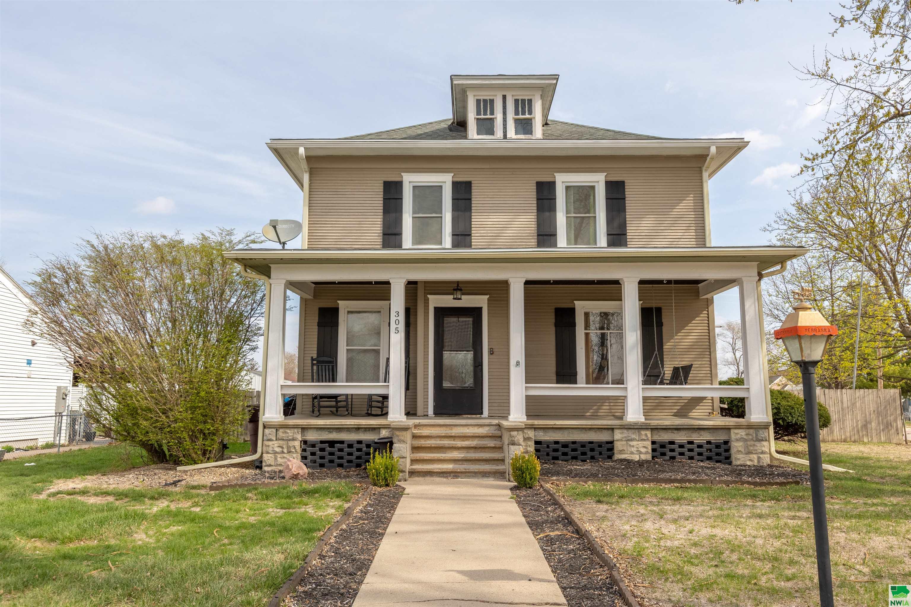 305 17th Street W, South Sioux City, NE 68776 