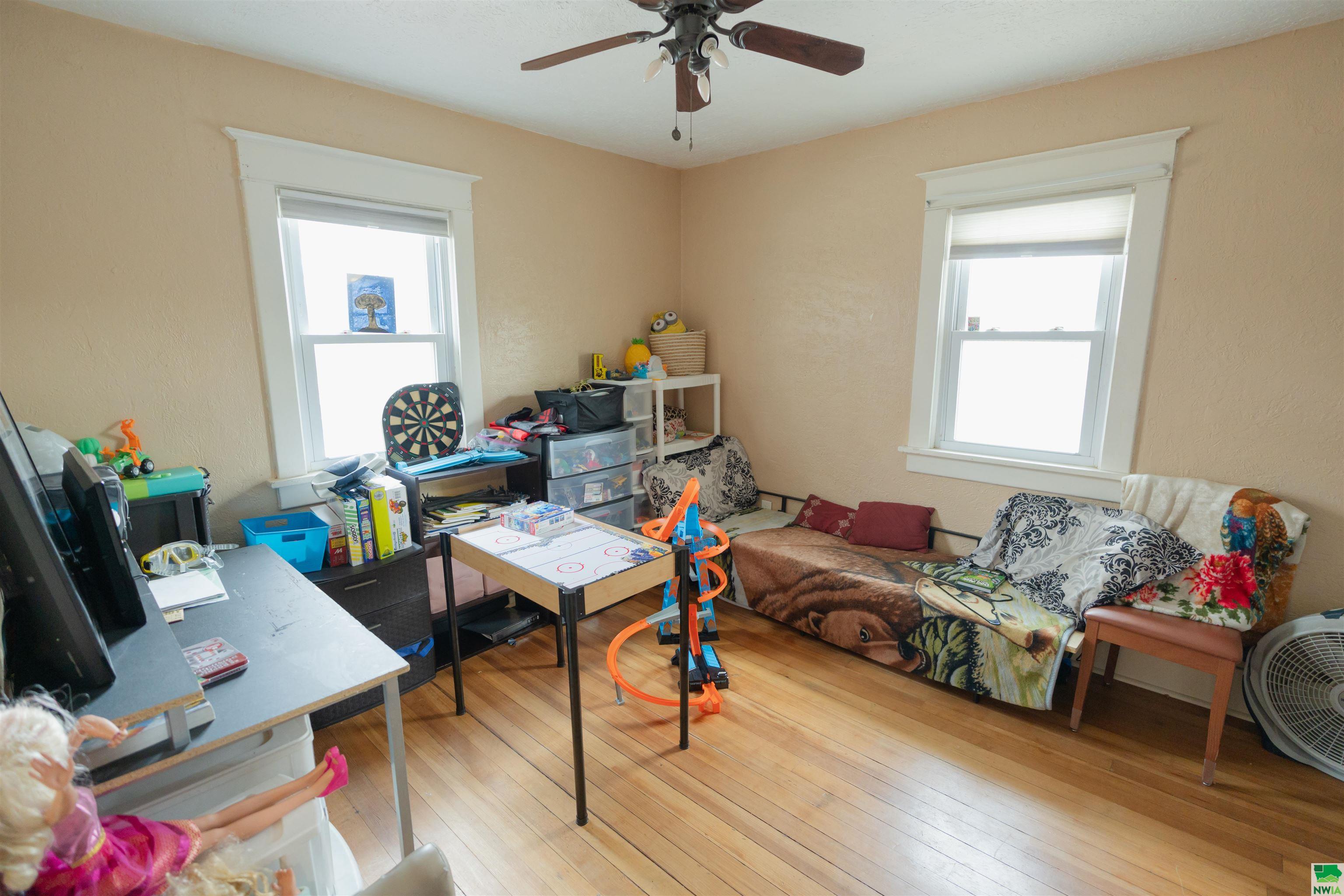 MLS #828333