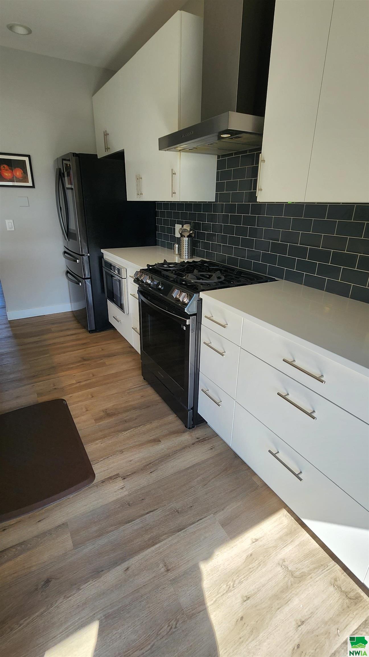 MLS #828337