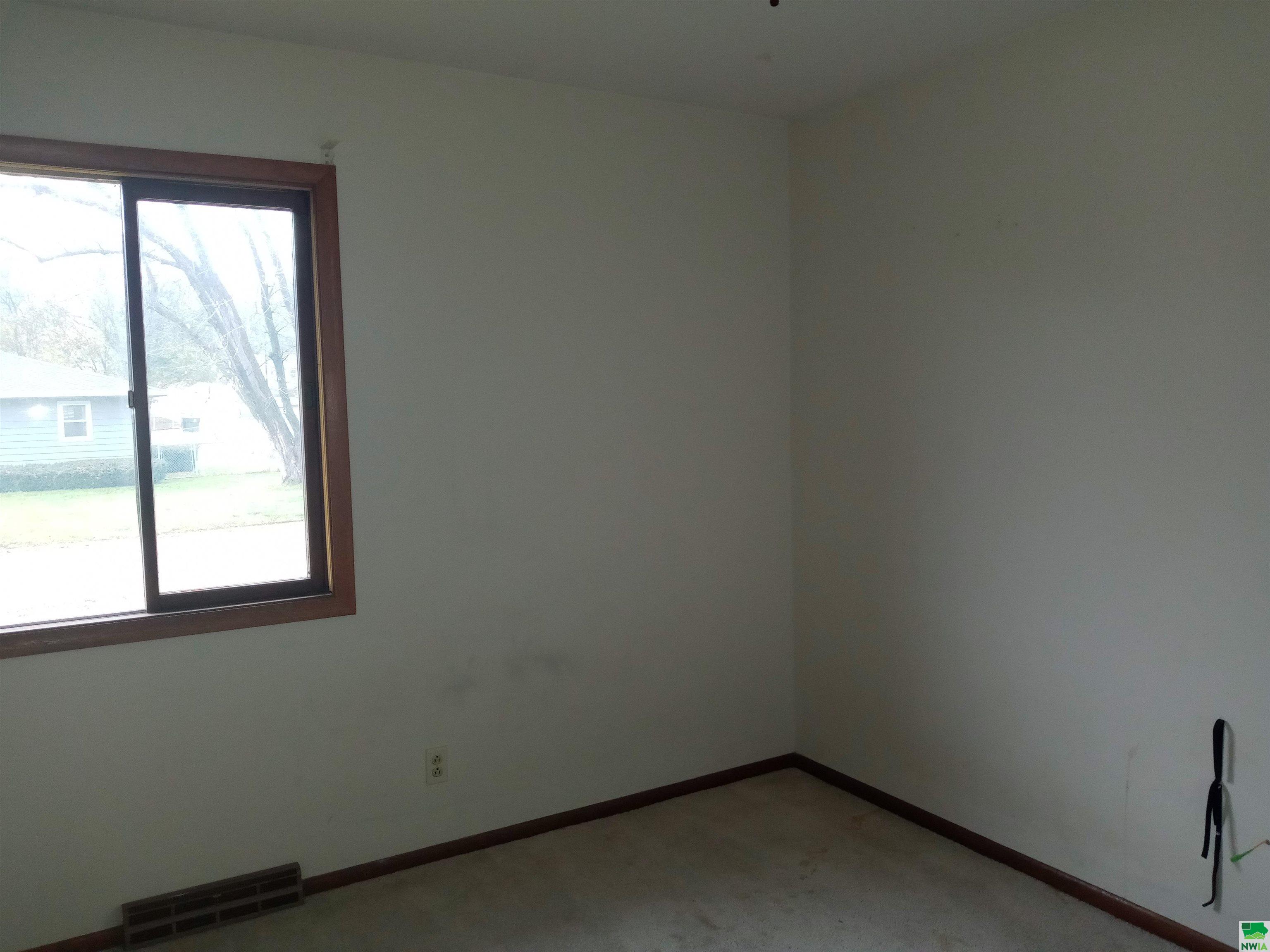 MLS #828340