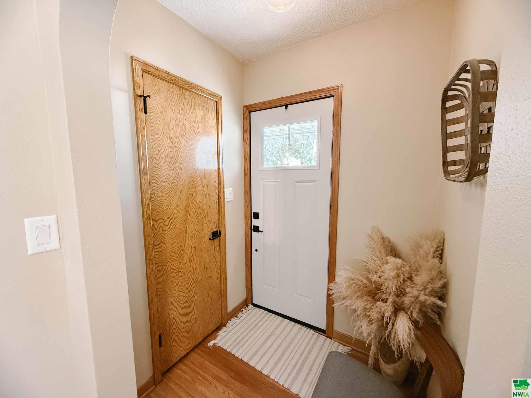 MLS #828350