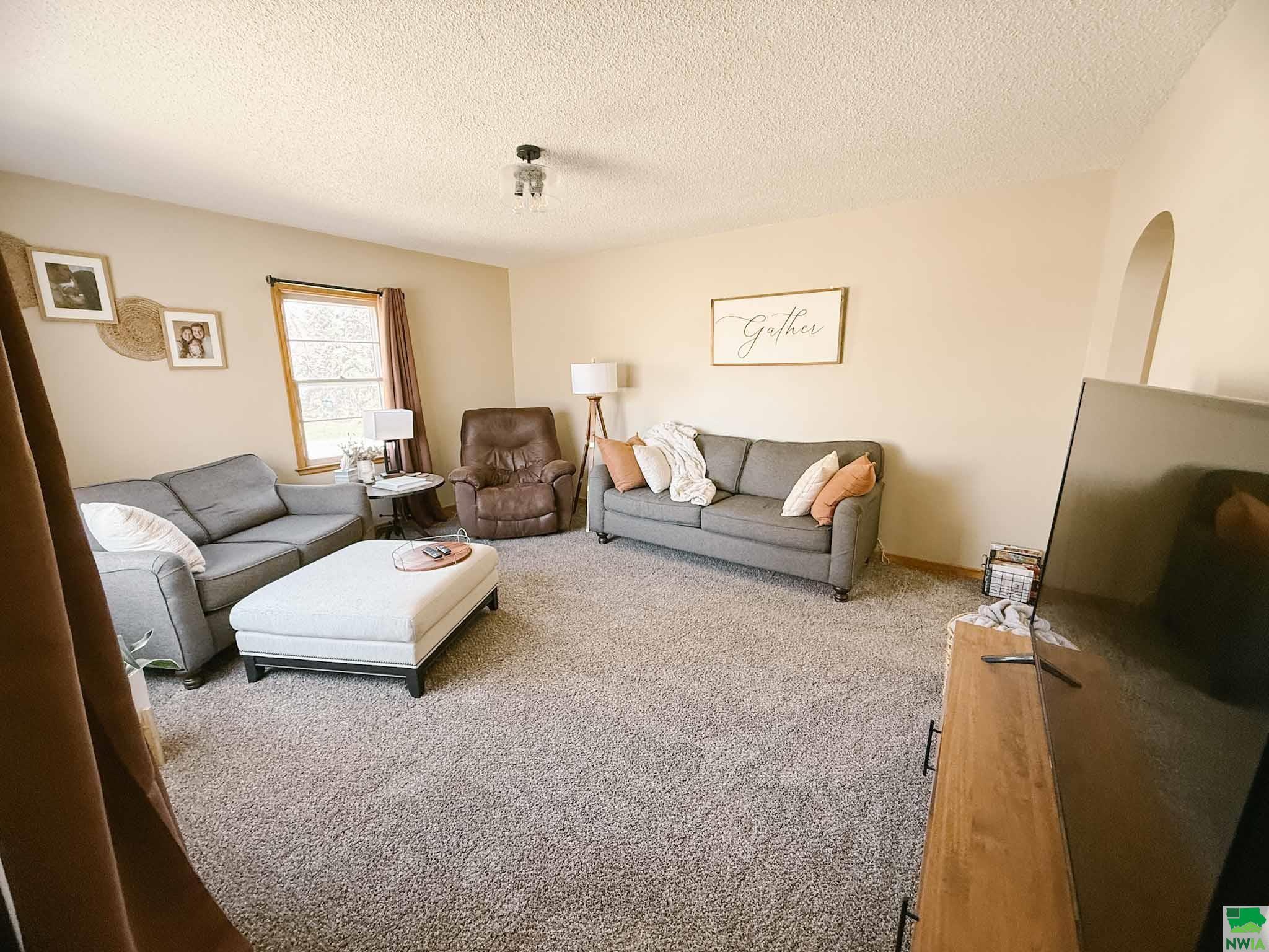 MLS #828350