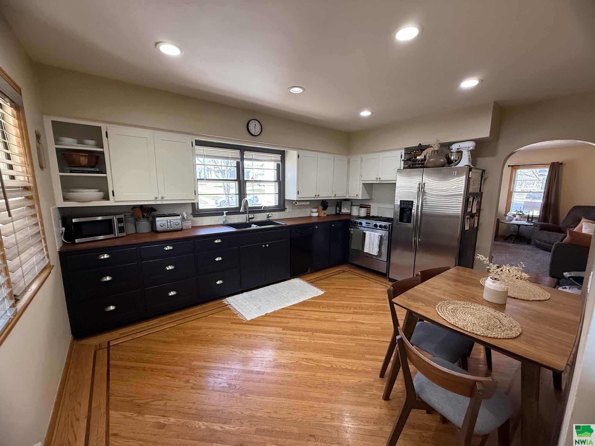 MLS #828350
