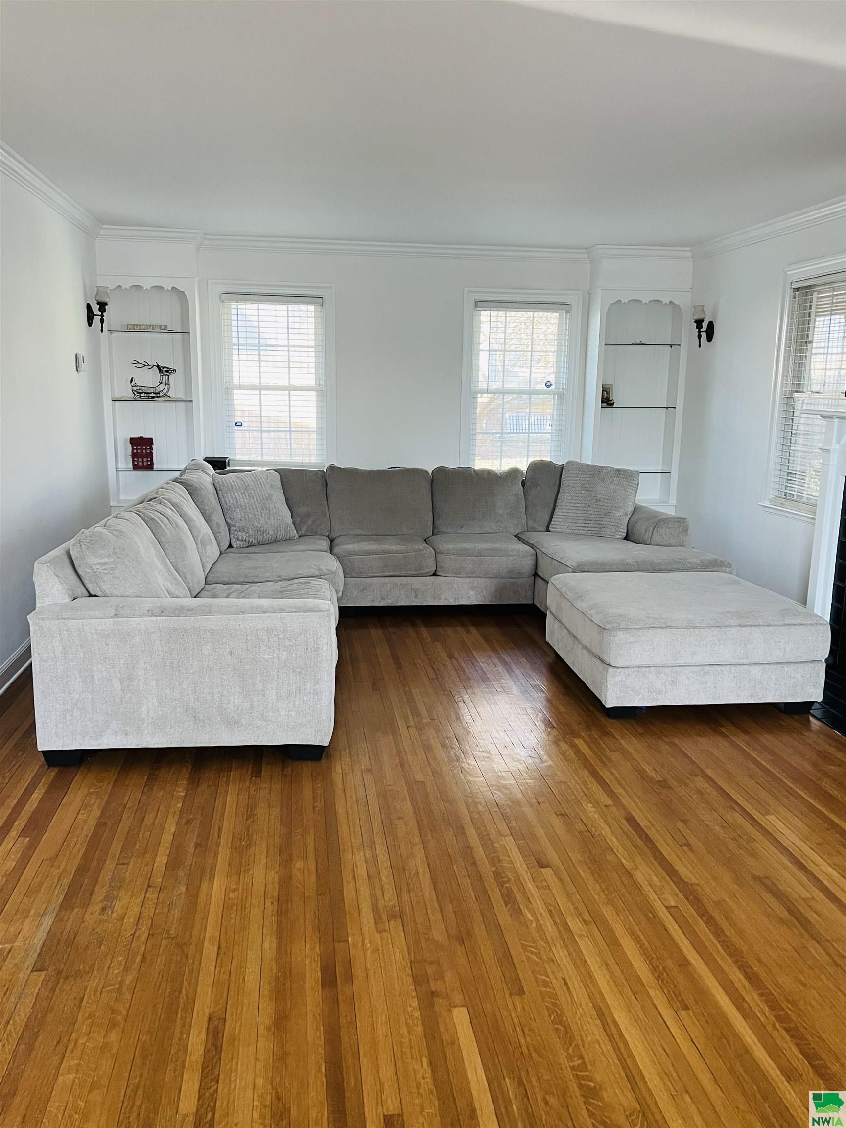 MLS #828355