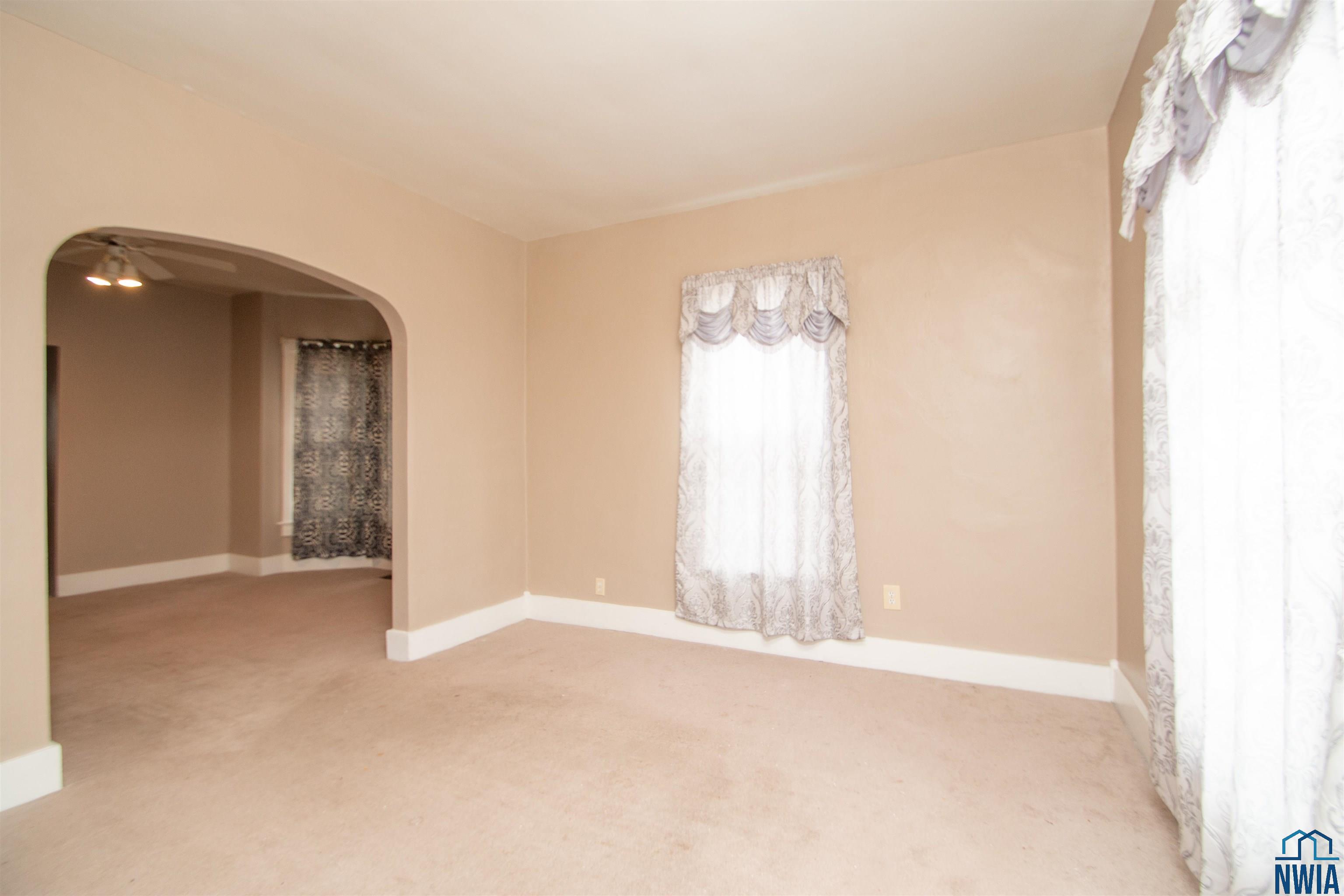 MLS #828356