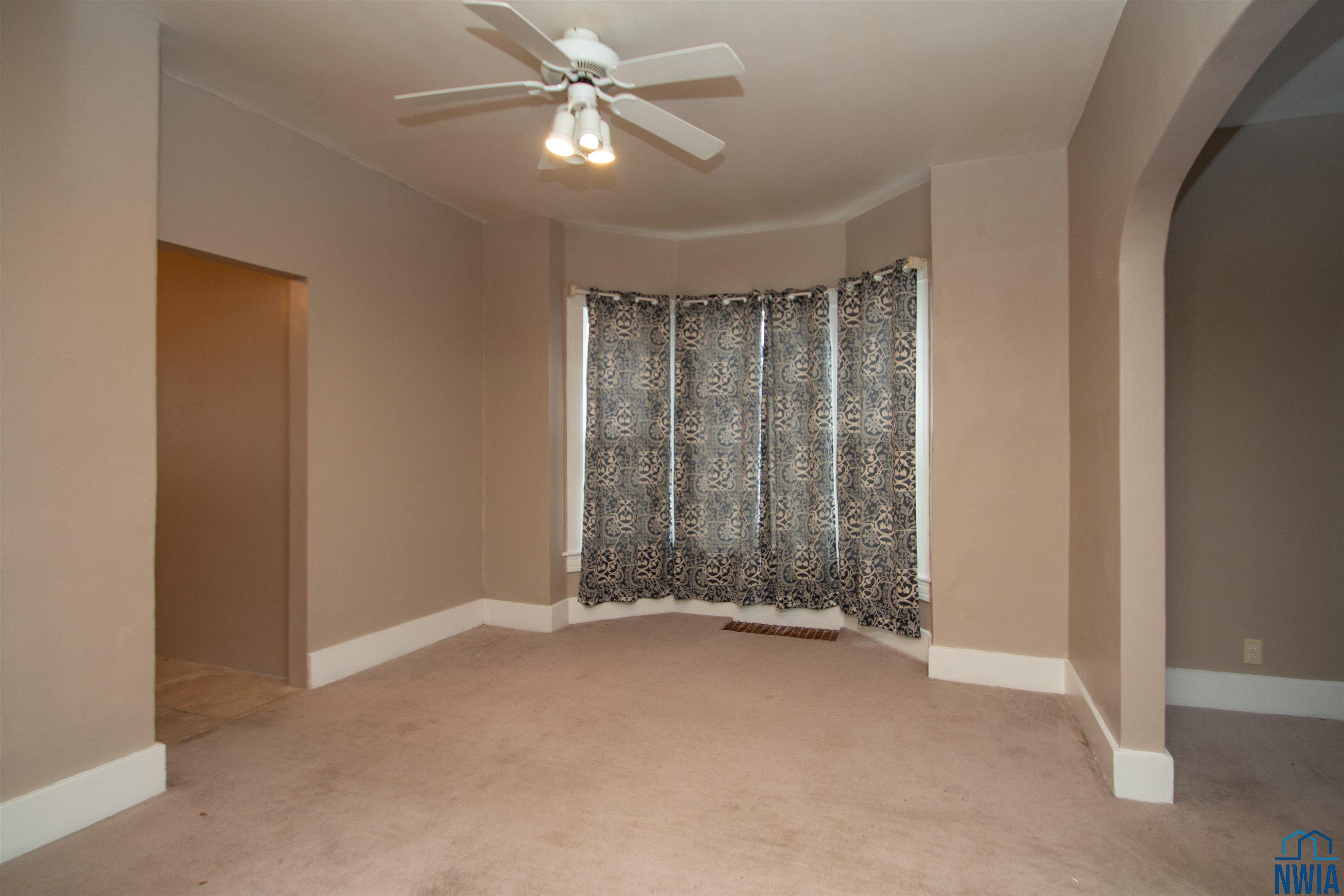 MLS #828356