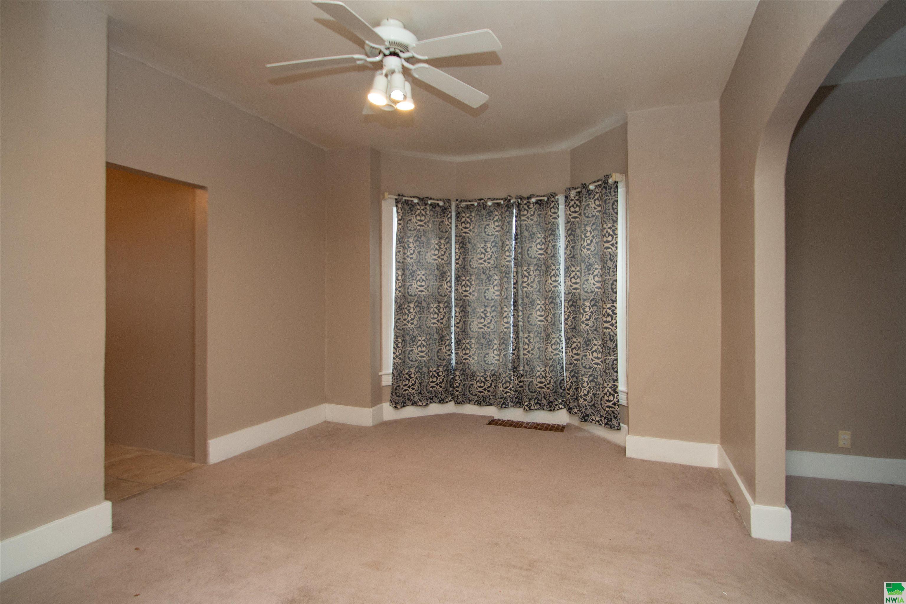 MLS #828356