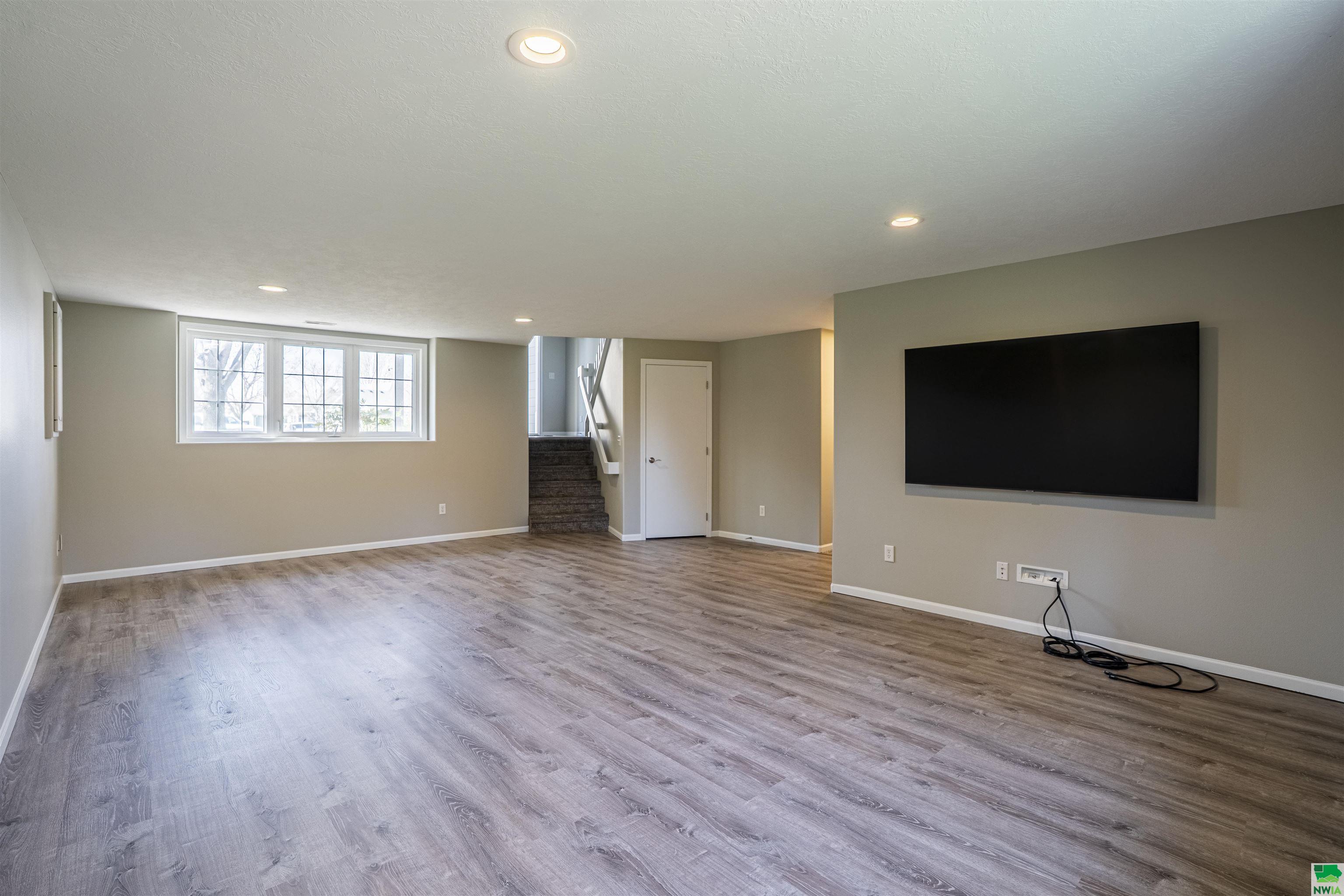 MLS #828371