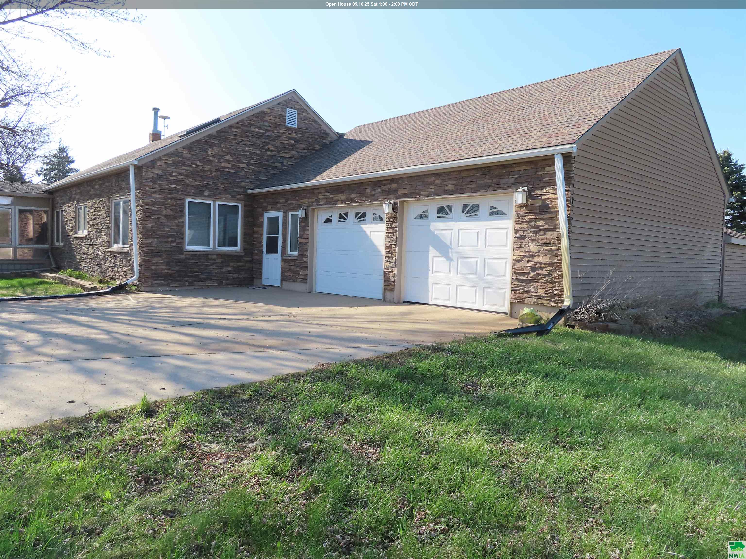 451 Hwy 35, Dakota City, NE 68731 