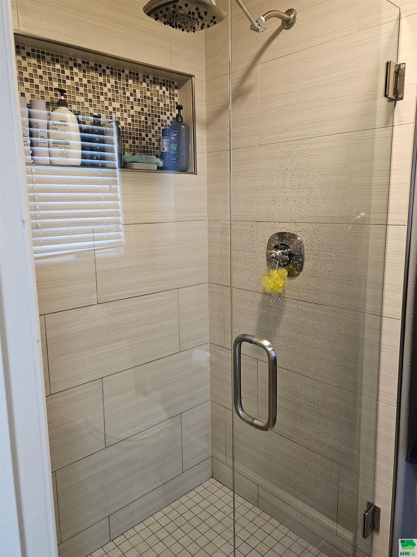 MLS #828381