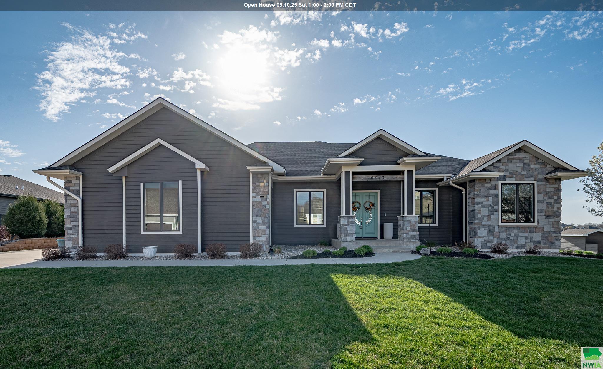 6540 Palm Valley, Sioux City, IA 51106 