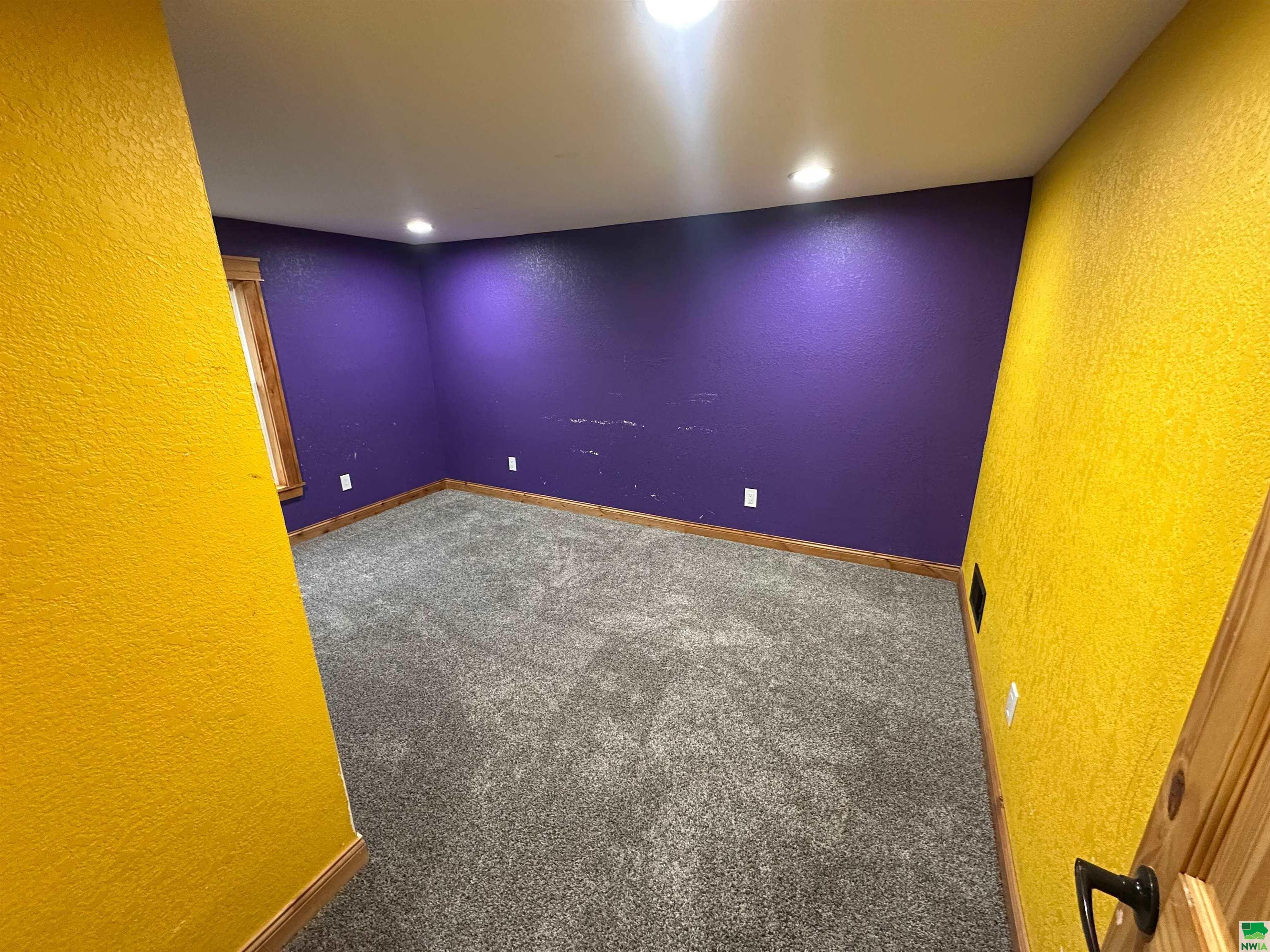 MLS #828400