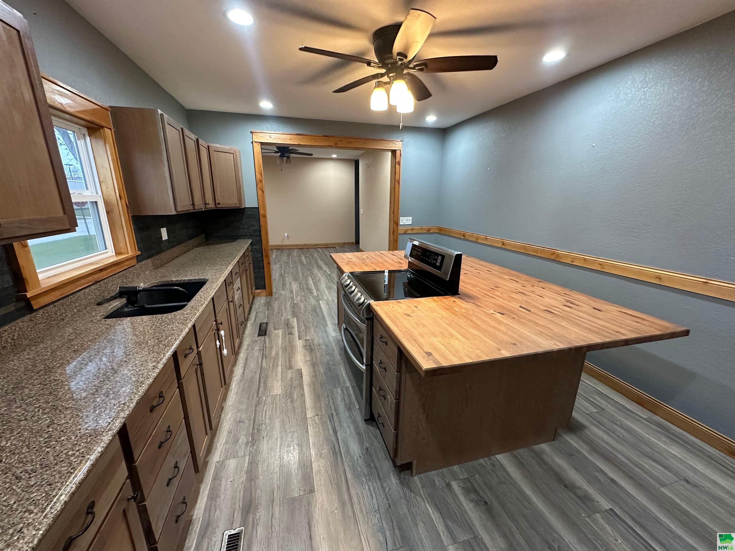 MLS #828400