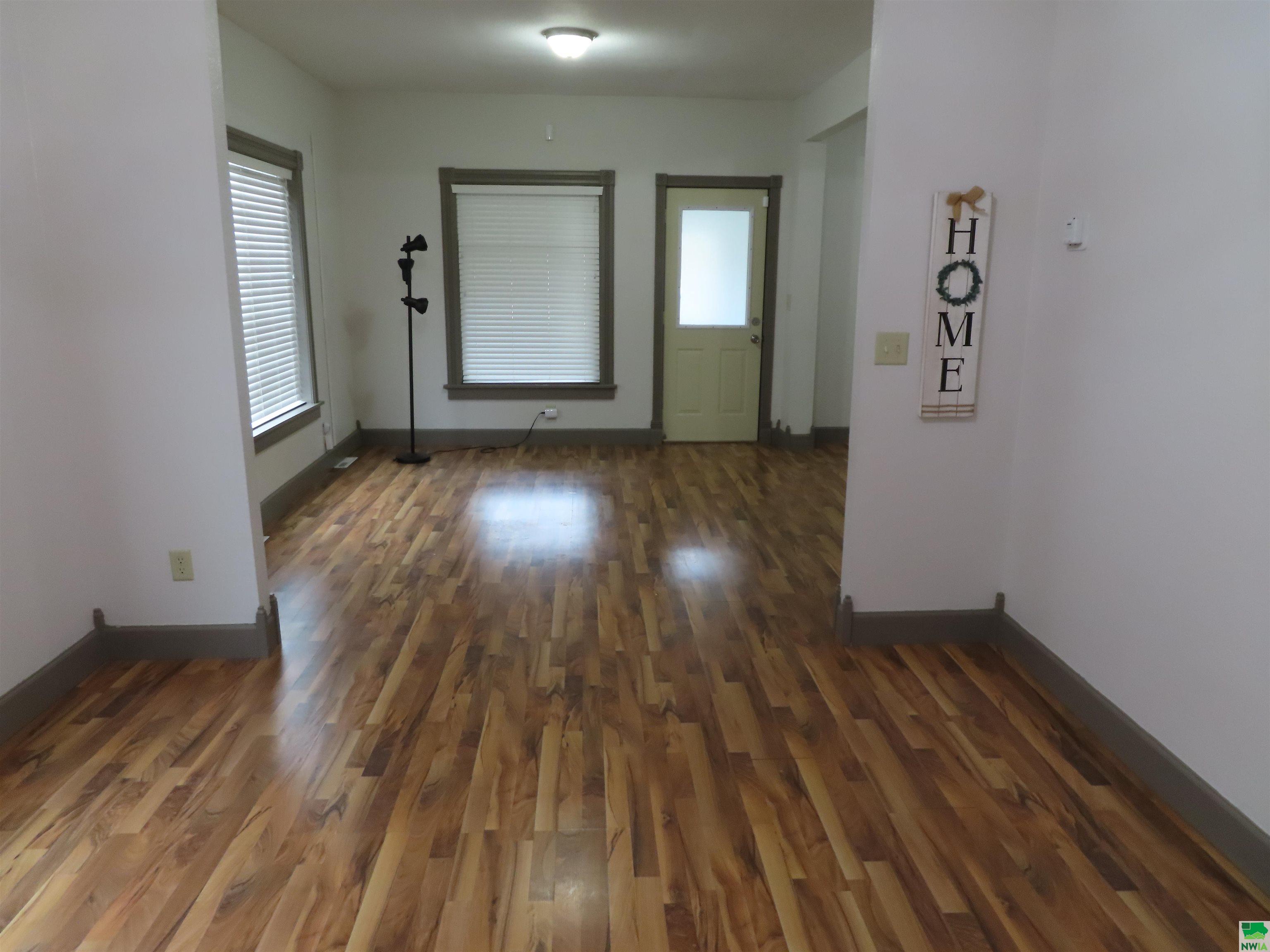 MLS #828402
