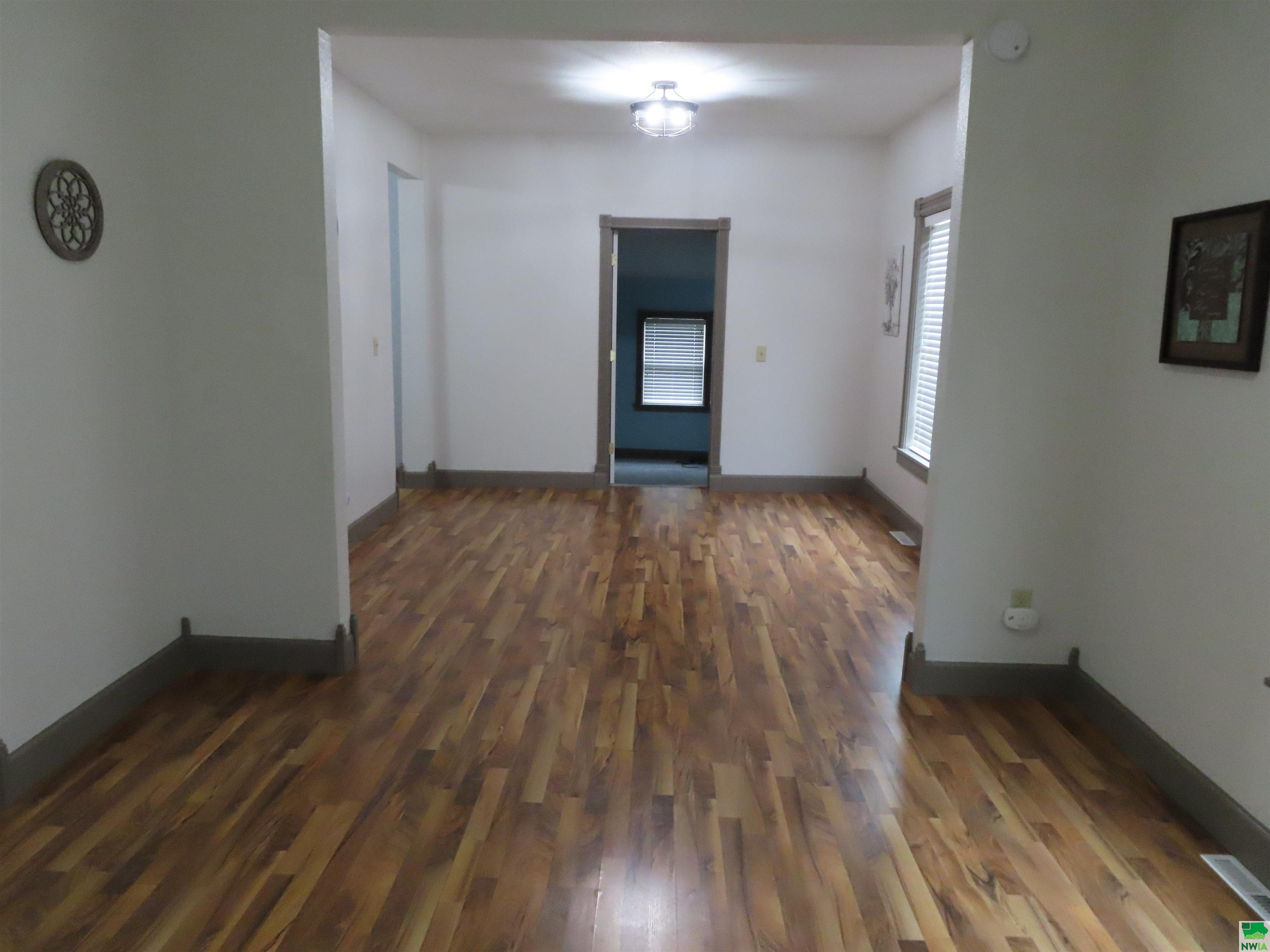 MLS #828402