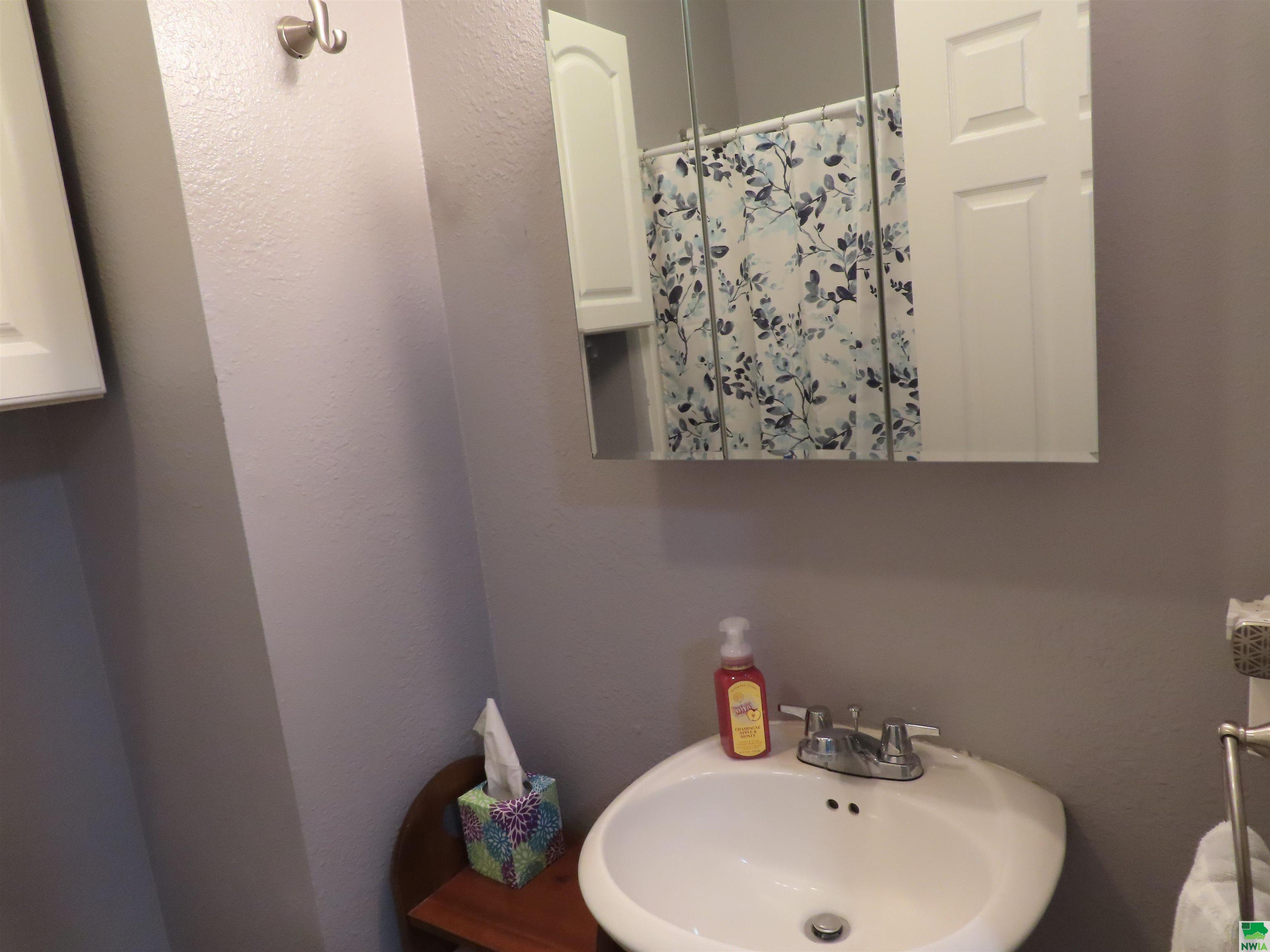 MLS #828402