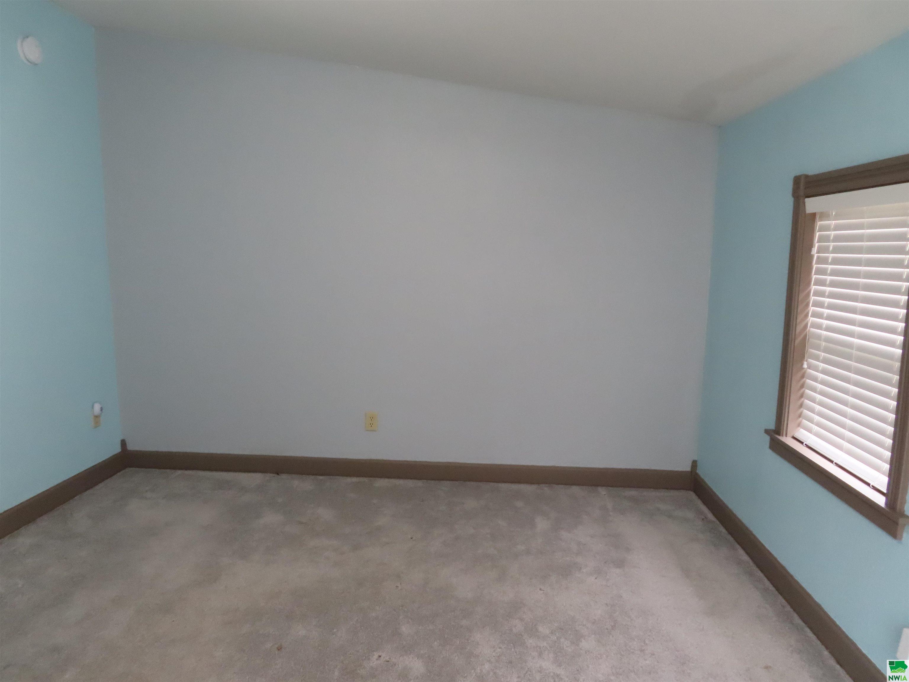 MLS #828402