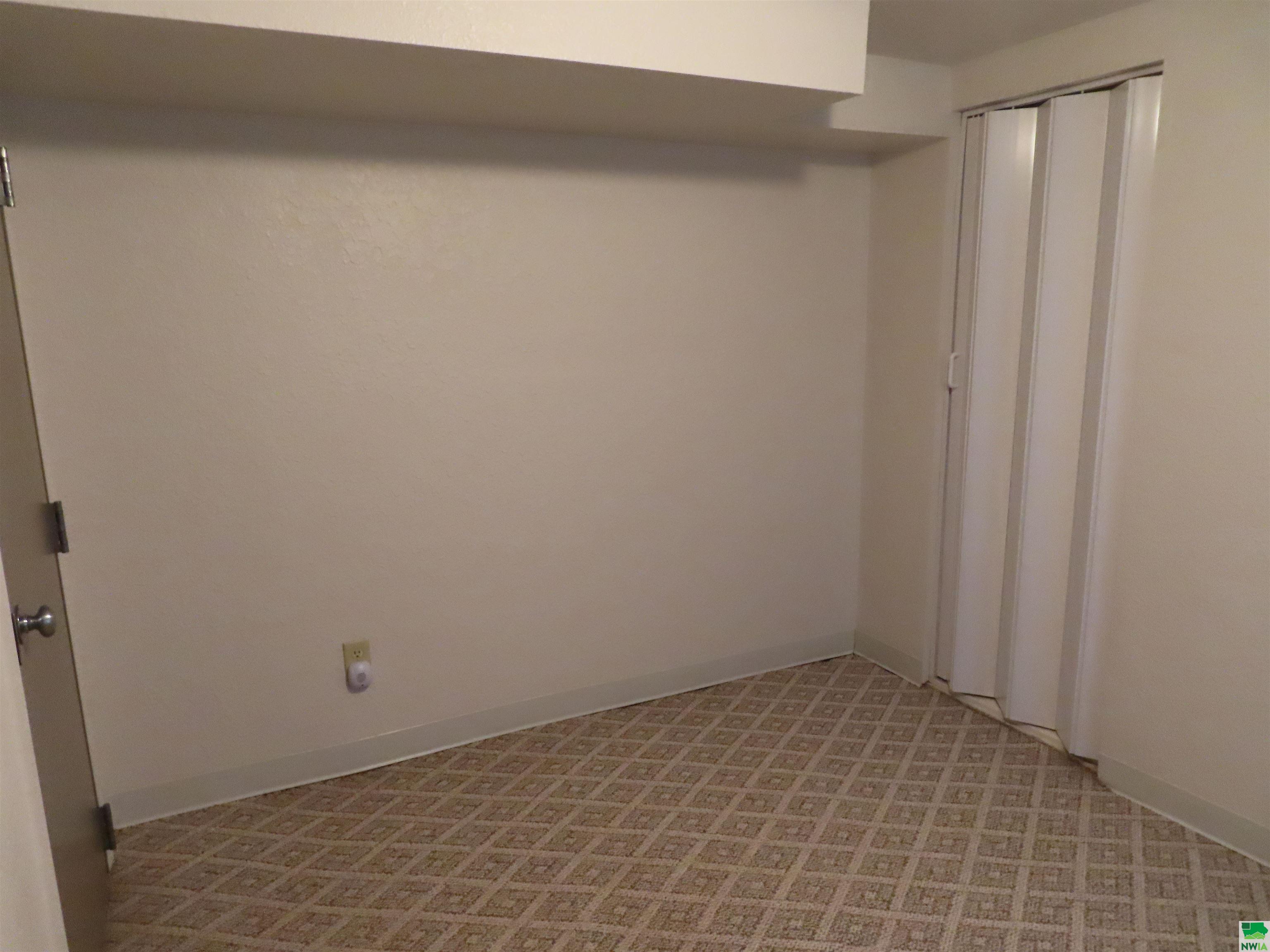 MLS #828402