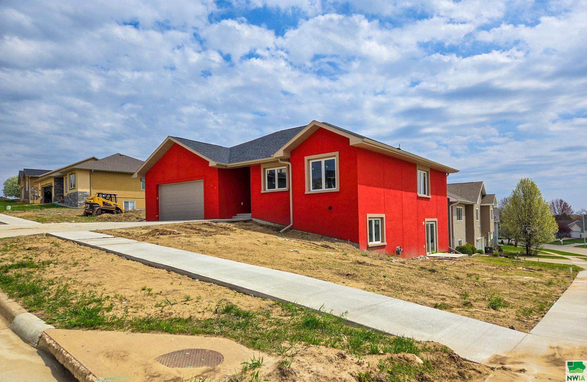 4090 NORMANDY ST, Sioux City, IA 51103 