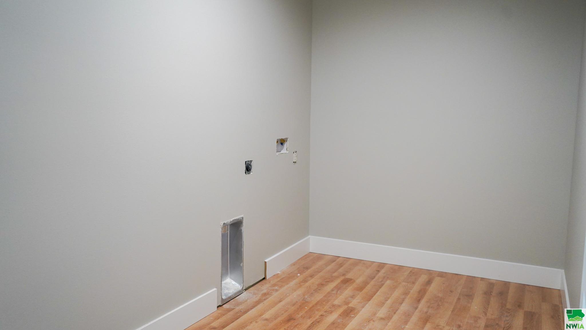 MLS #828407