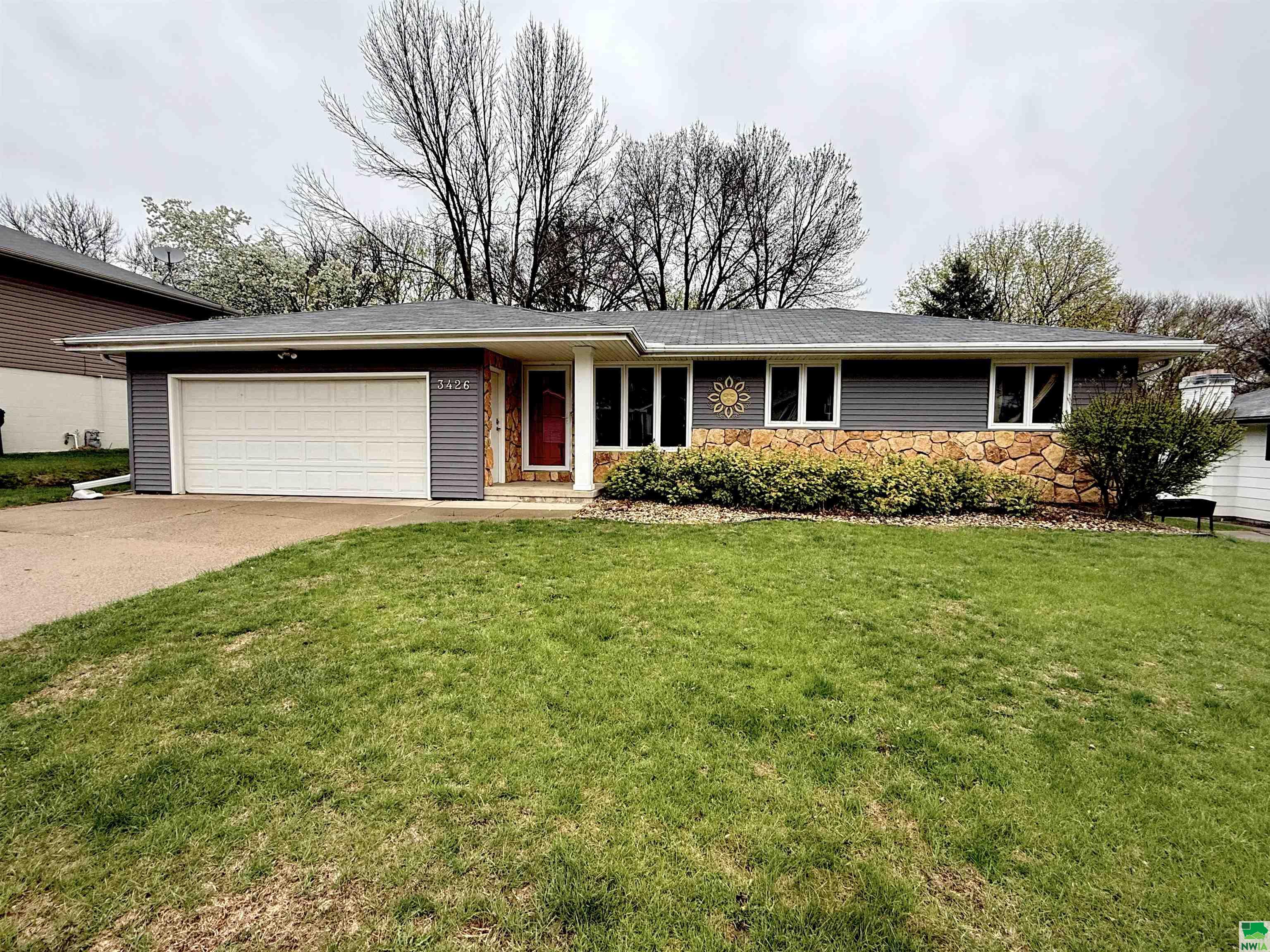 3426 PAWNEE PLACE, Sioux City, IA 51104 
