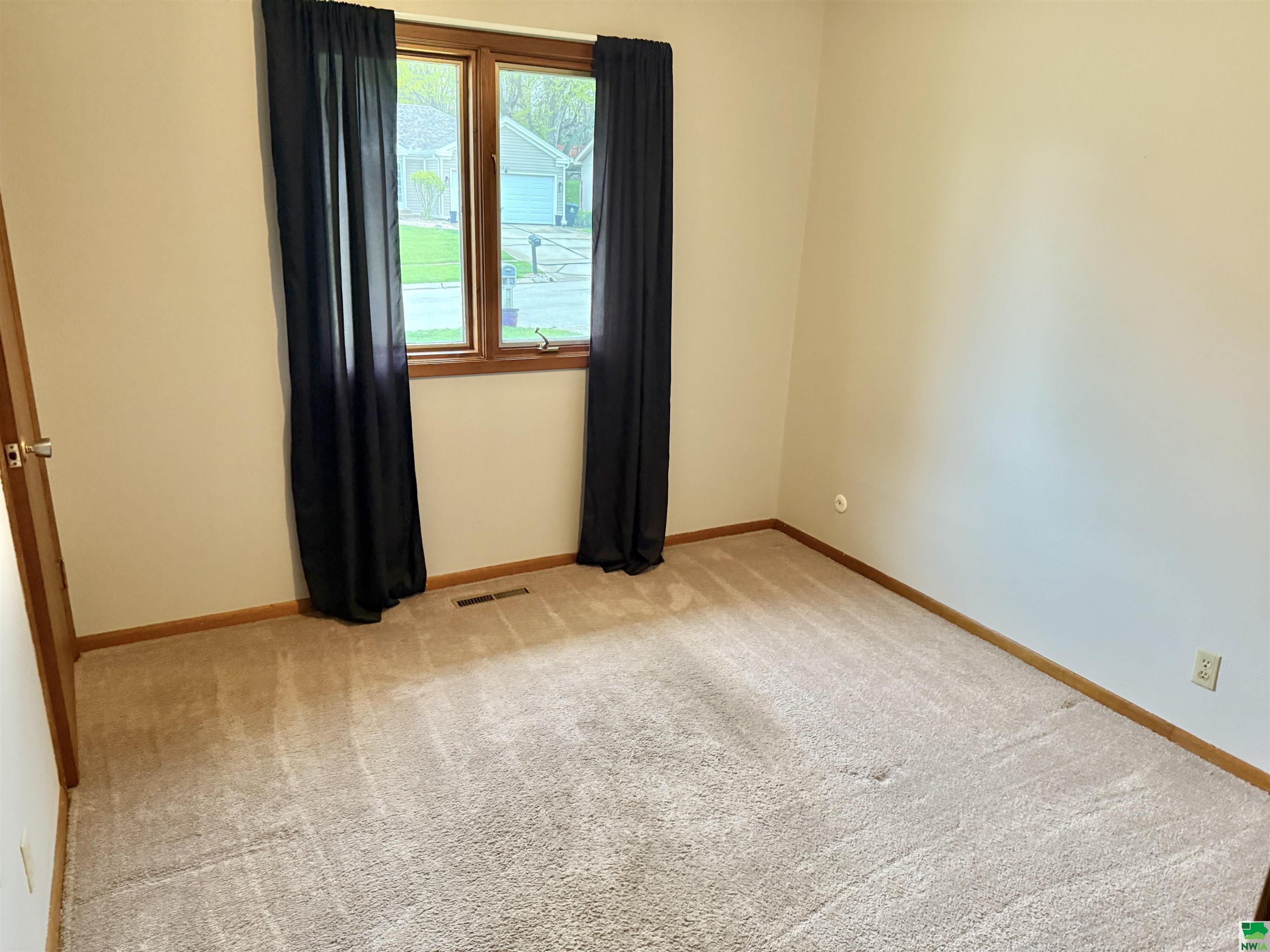 MLS #828410