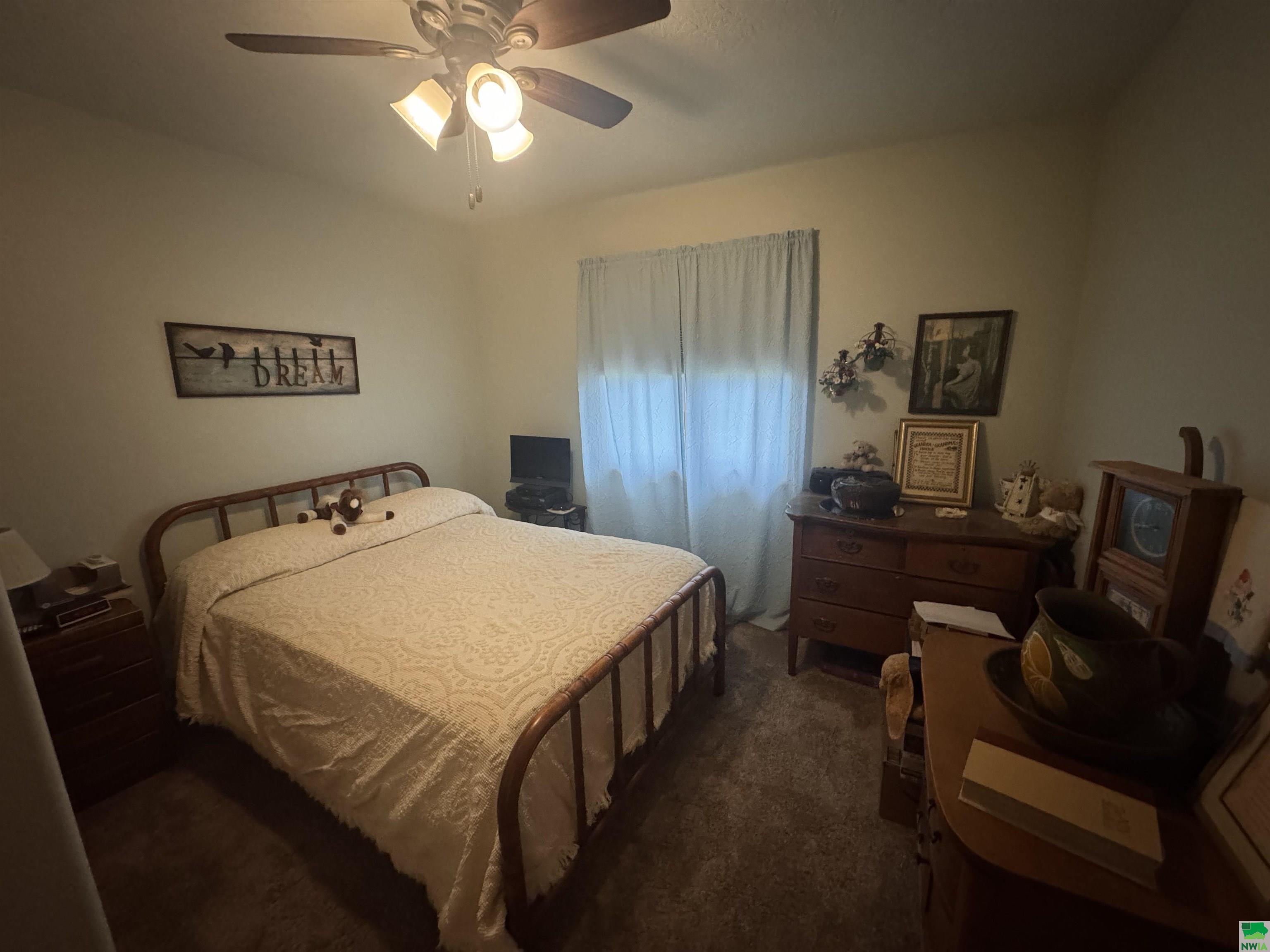 MLS #828415